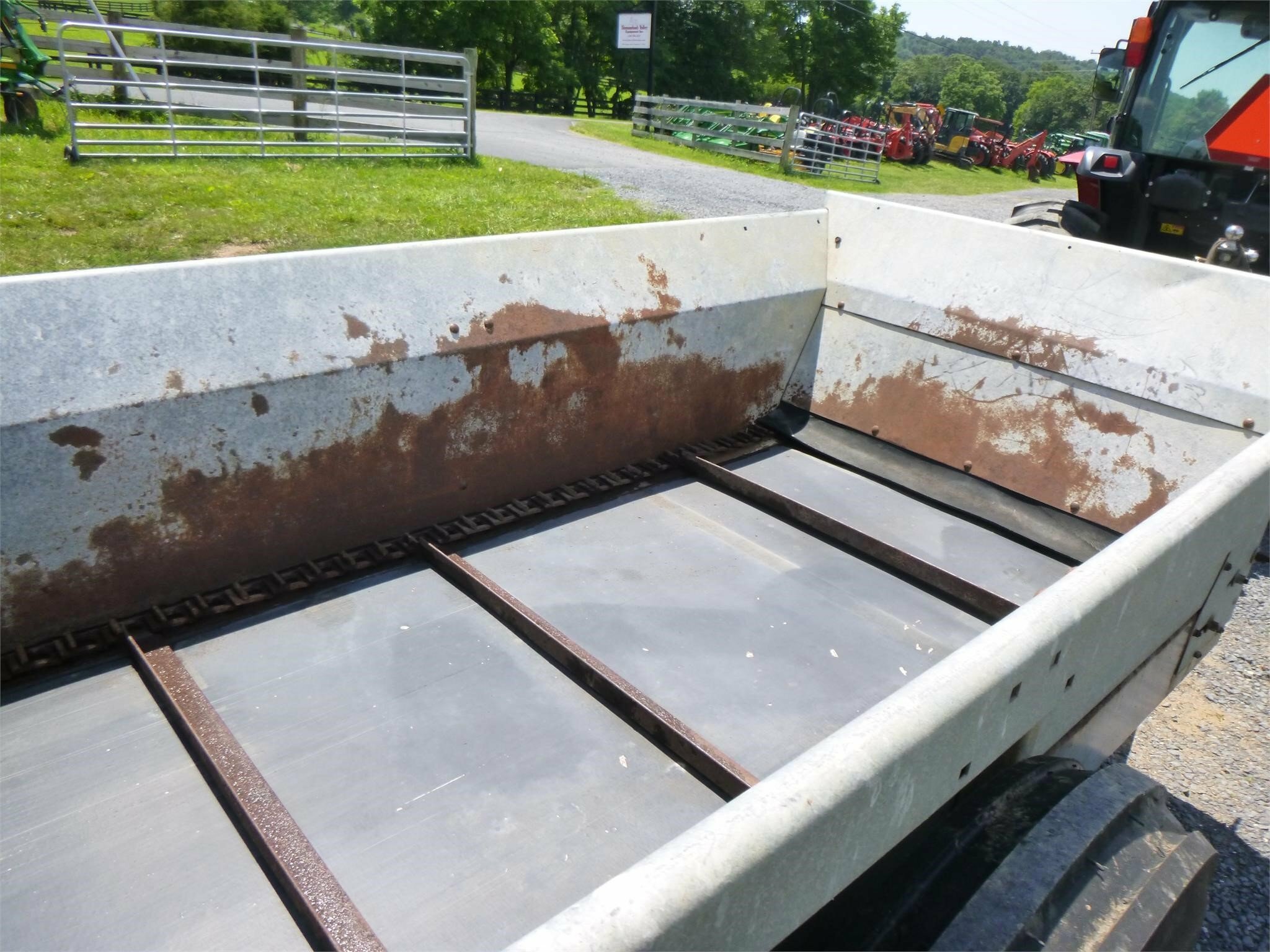 New Idea 3609 Manure Spreader 4,500 Machinery Pete