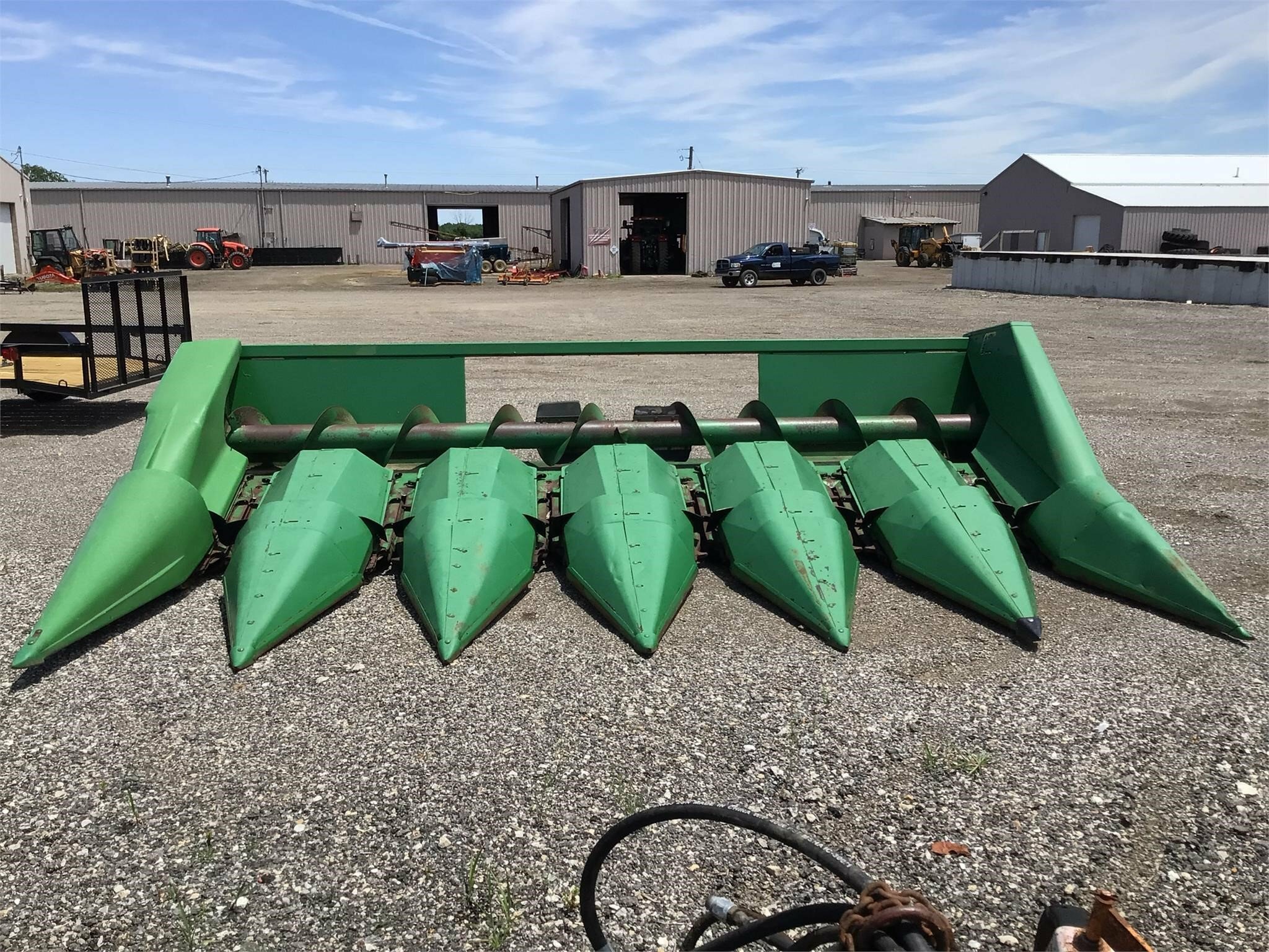  John Deere 643 Corn Head