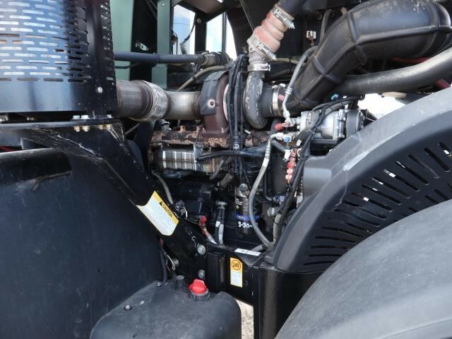 2015 Versatile 310 Tractor