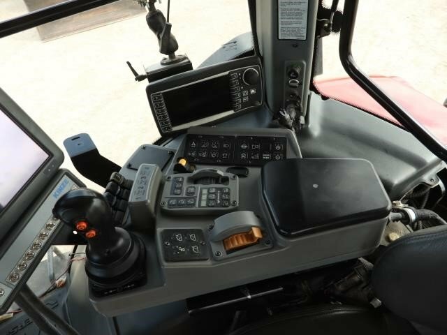 2015 Versatile 310 Tractor