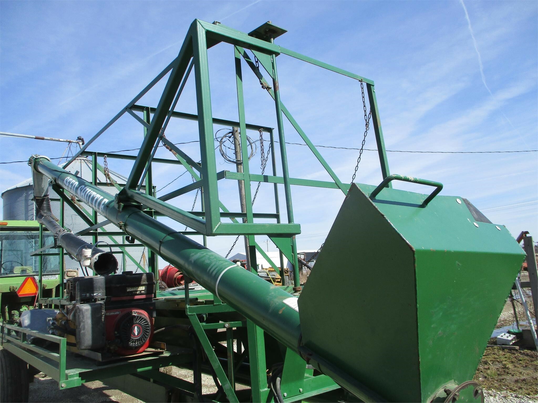  Adams Industries SEED SHUTTLE Seed Tender