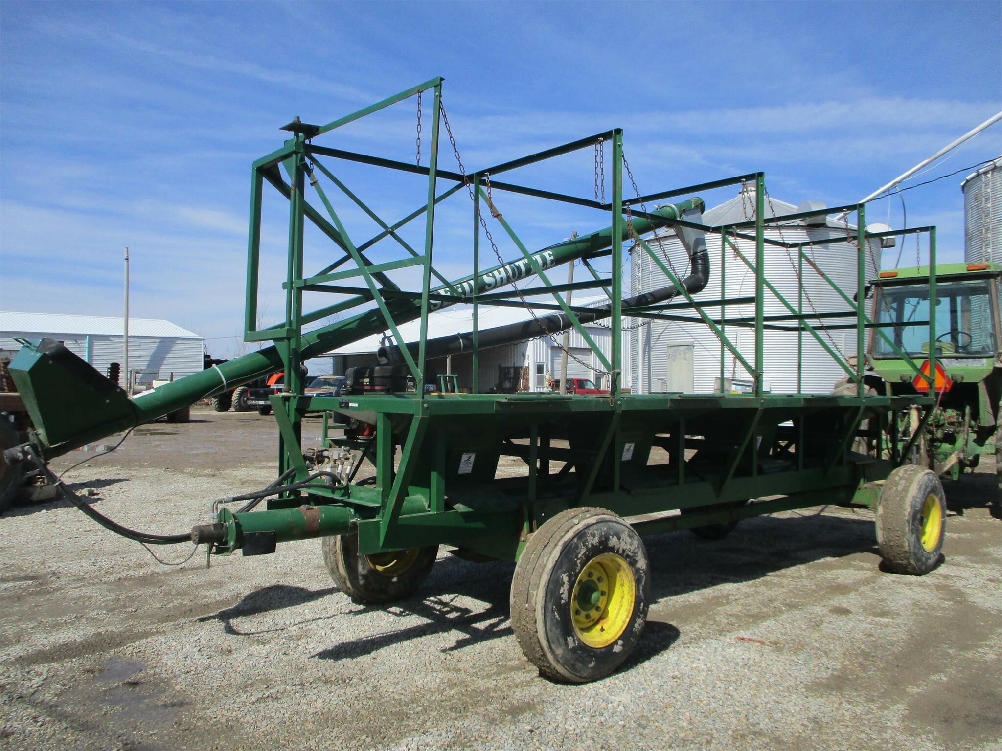  Adams Industries SEED SHUTTLE Seed Tender
