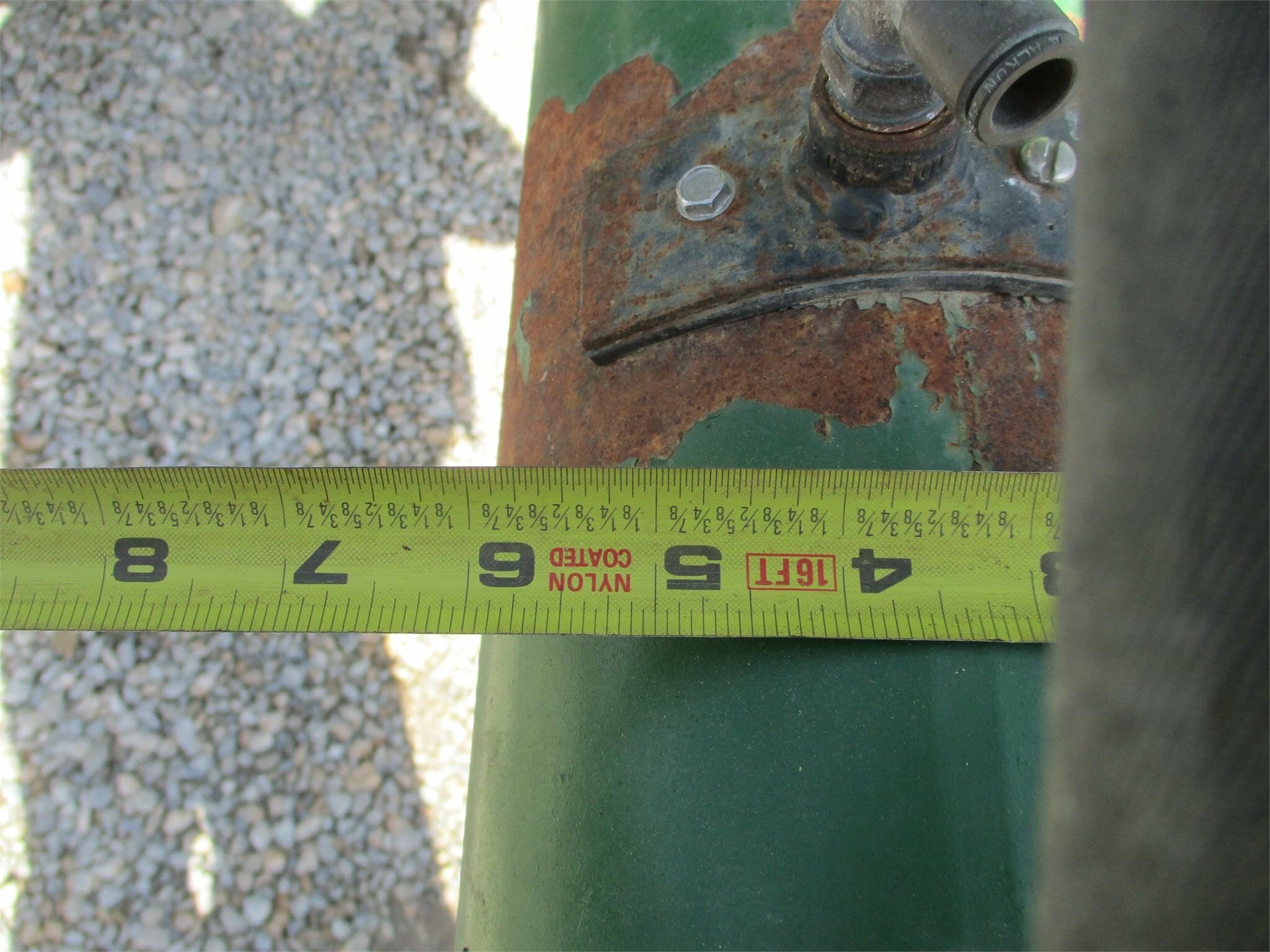  Adams Industries SEED SHUTTLE Seed Tender