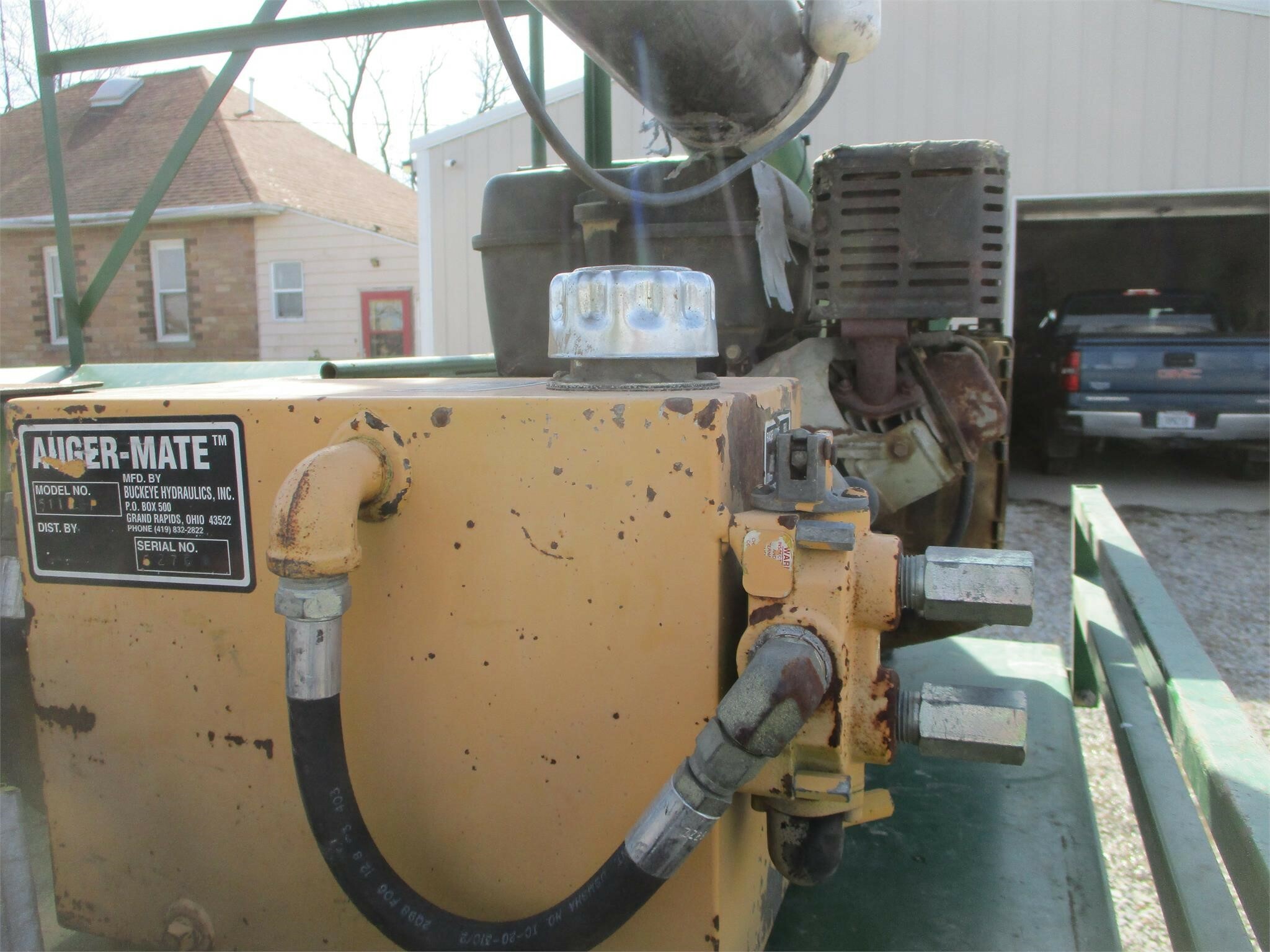  Adams Industries SEED SHUTTLE Seed Tender