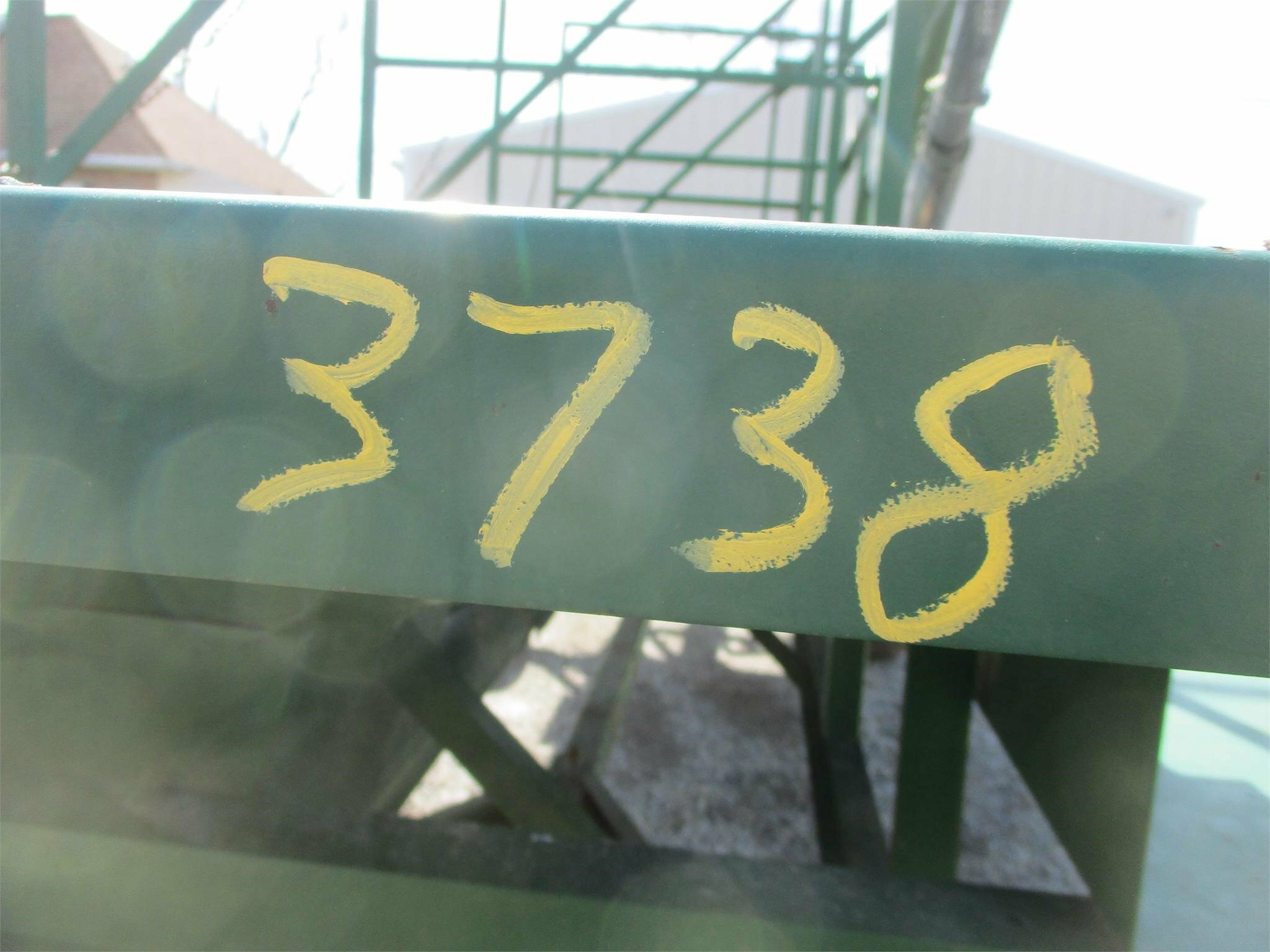  Adams Industries SEED SHUTTLE Seed Tender