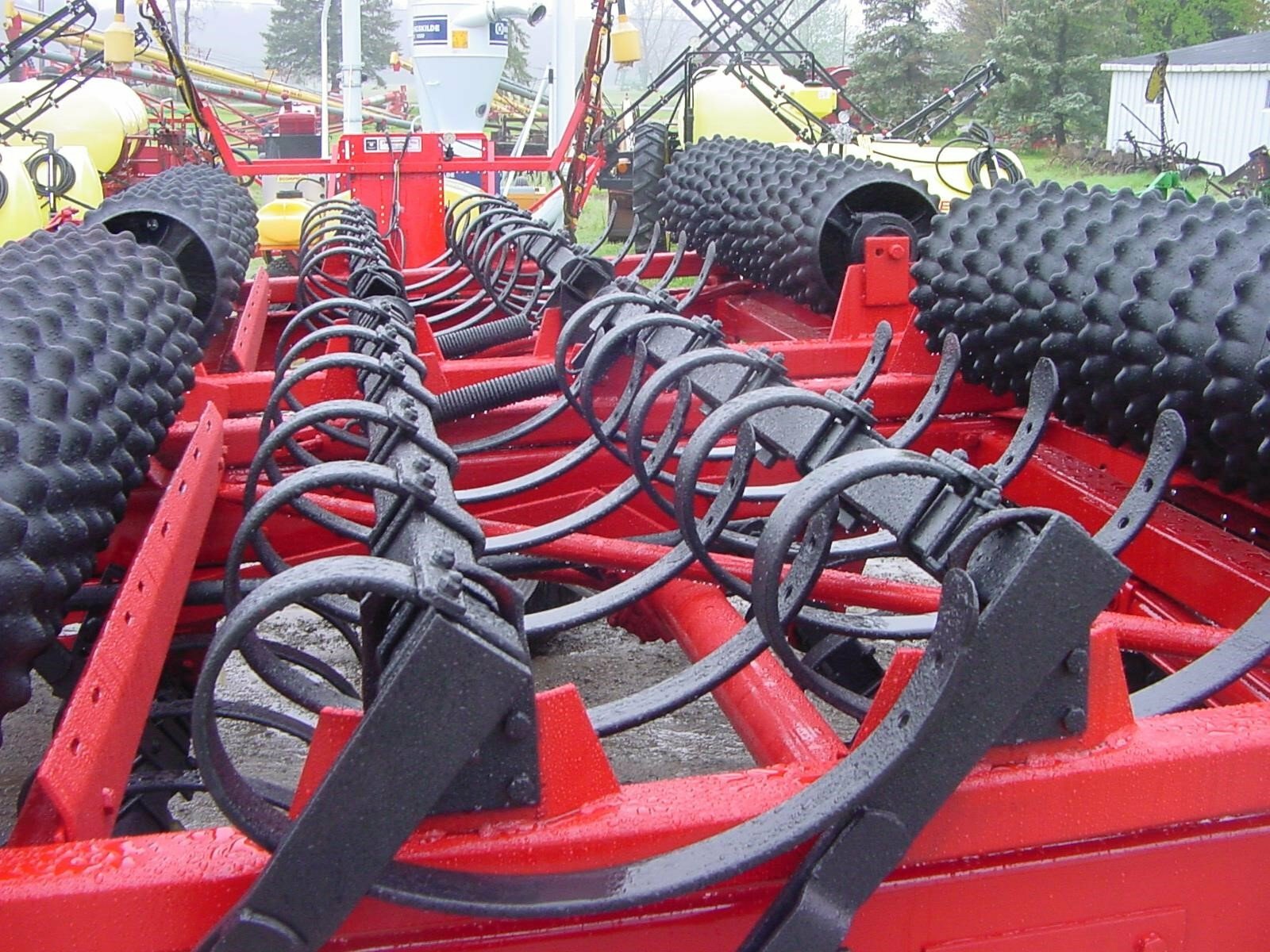  Kewanee 89 Mulchers / Cultipacker