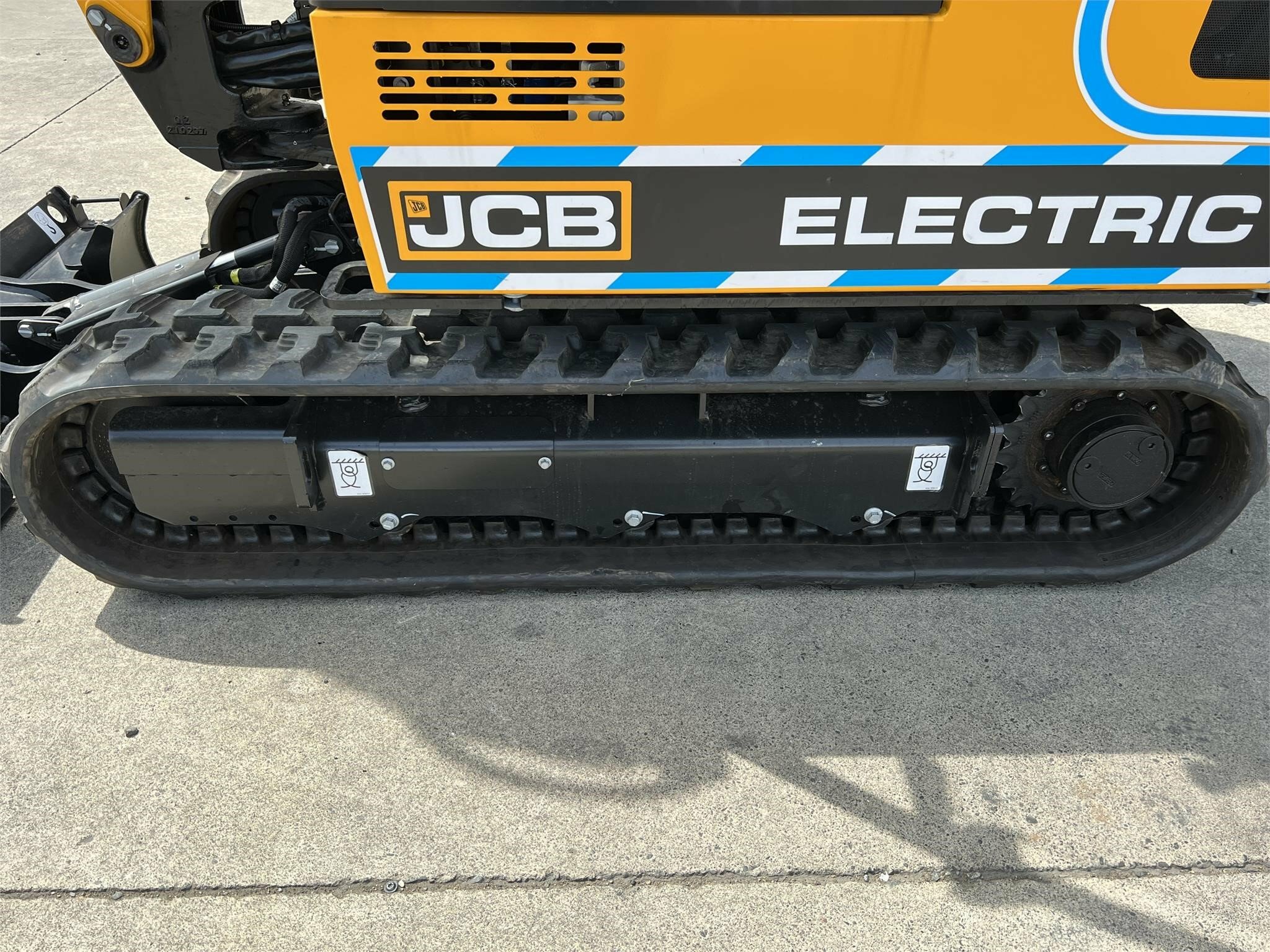 2022 JCB 19C-1E Mini Excavator