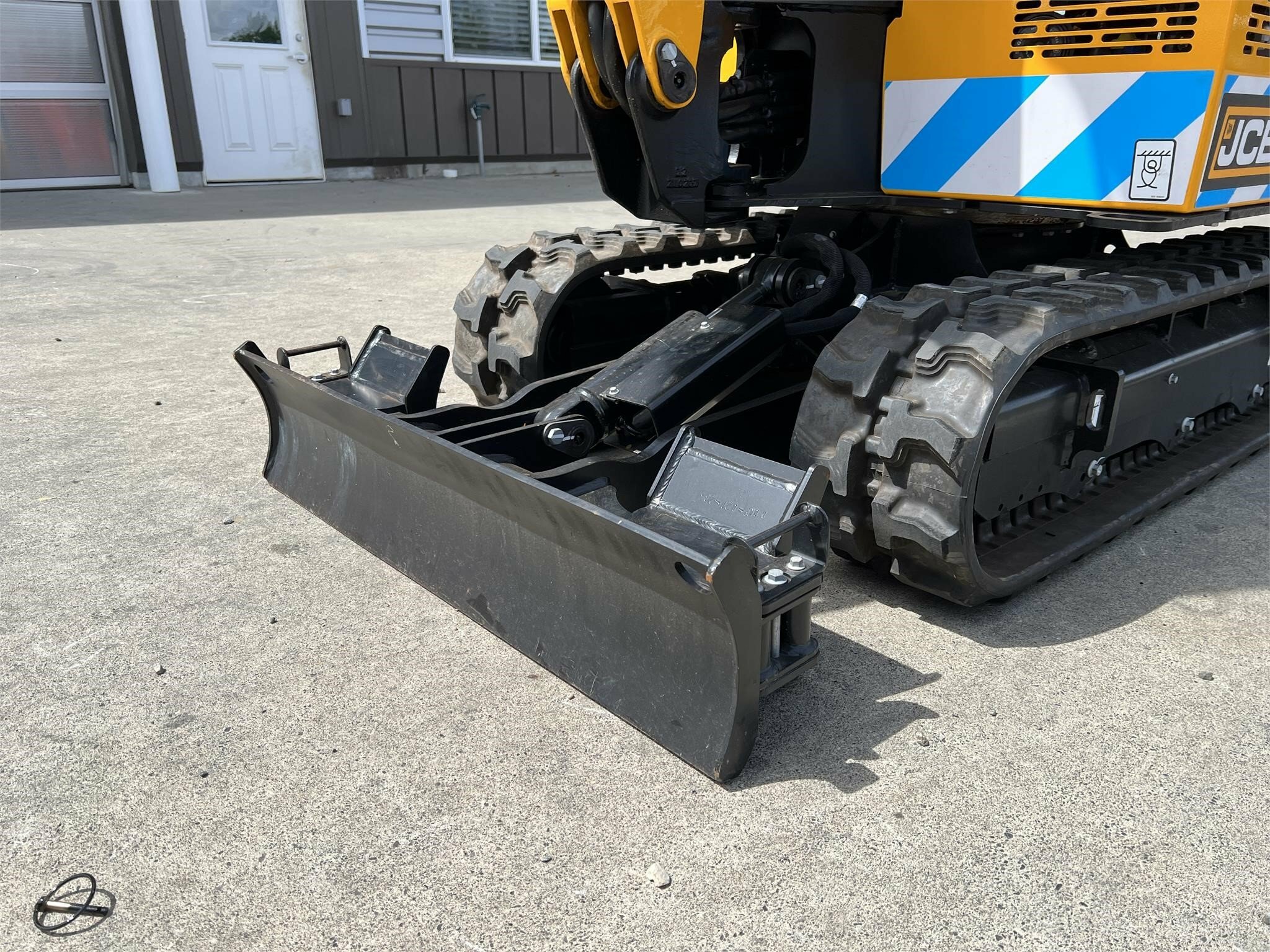 2022 JCB 19C-1E Mini Excavator
