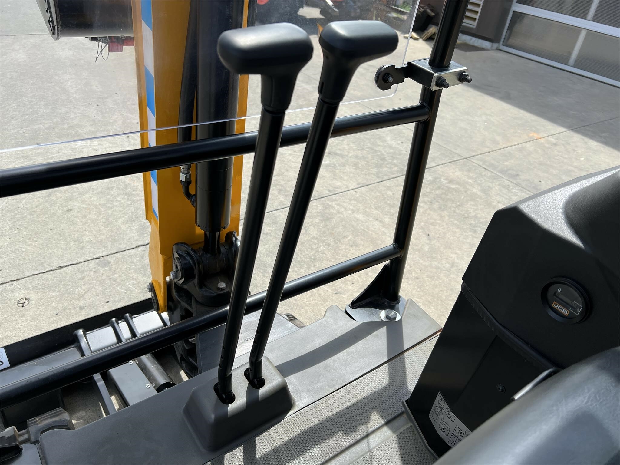 2022 JCB 19C-1E Mini Excavator