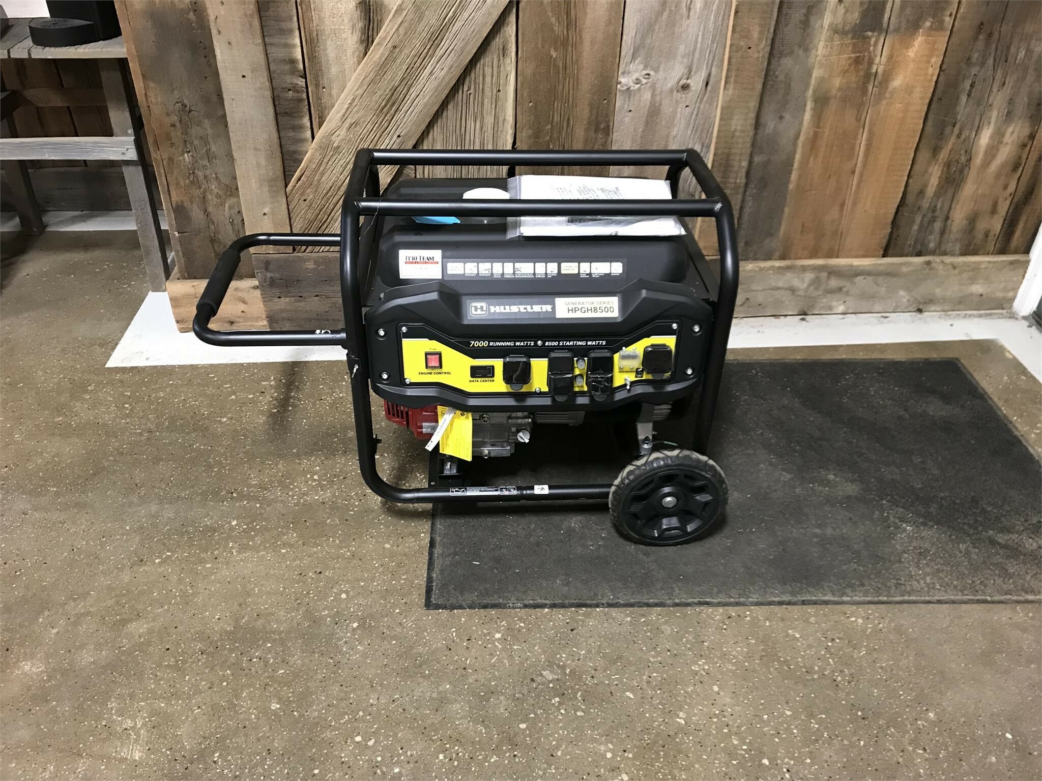 Hustler HPGH8500E Generator