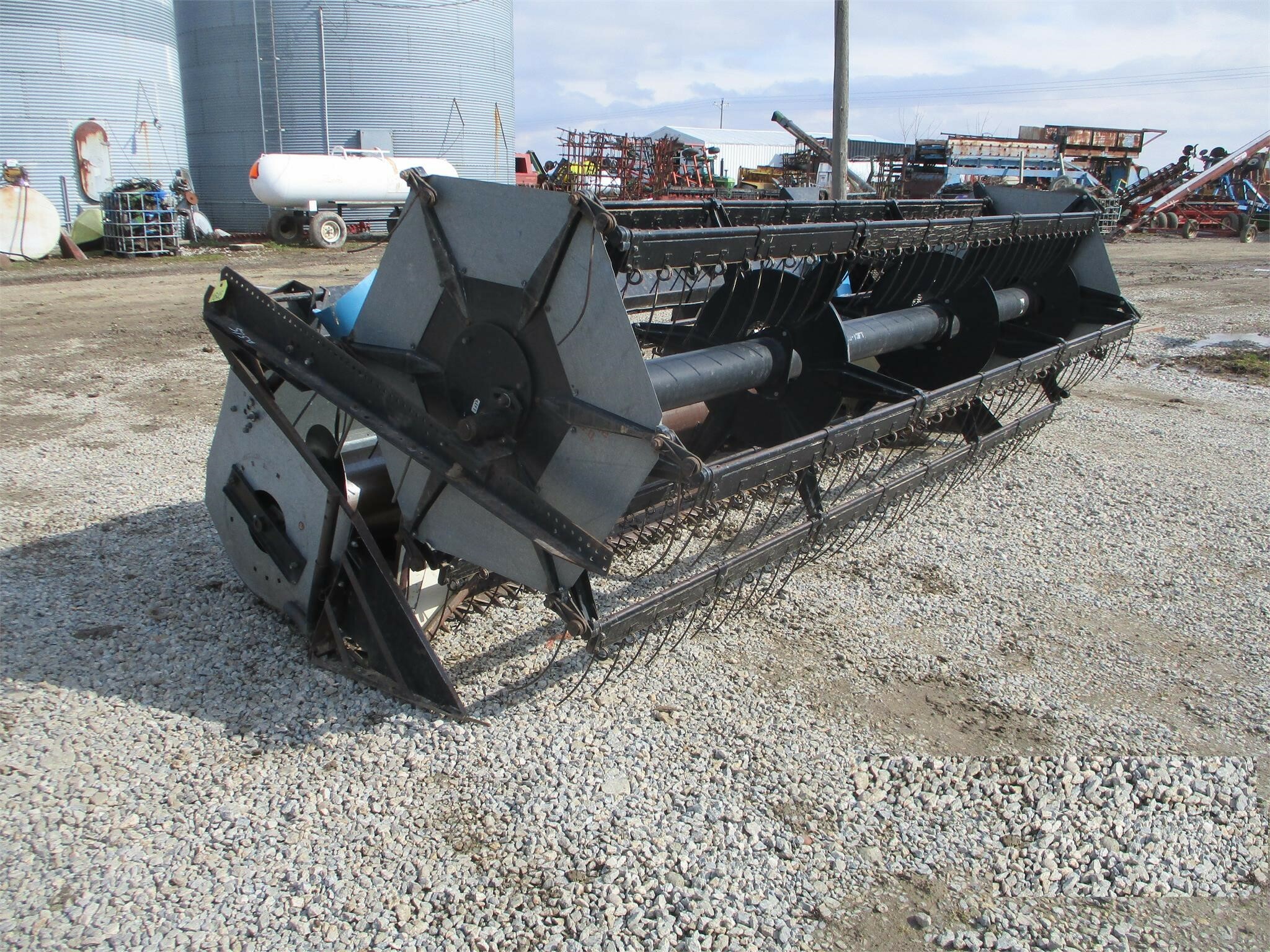  Gleaner F13 Platform