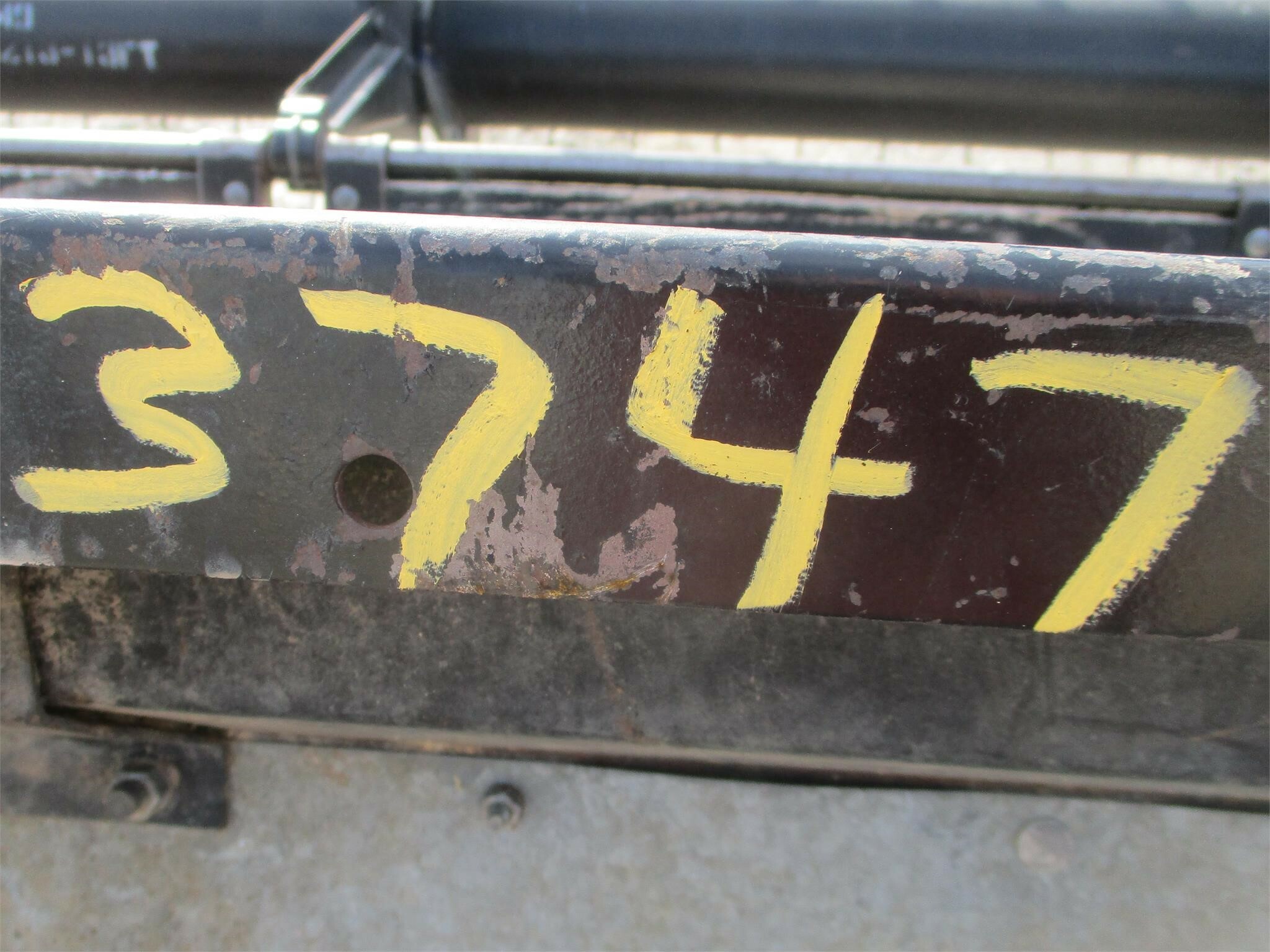  Gleaner F13 Platform