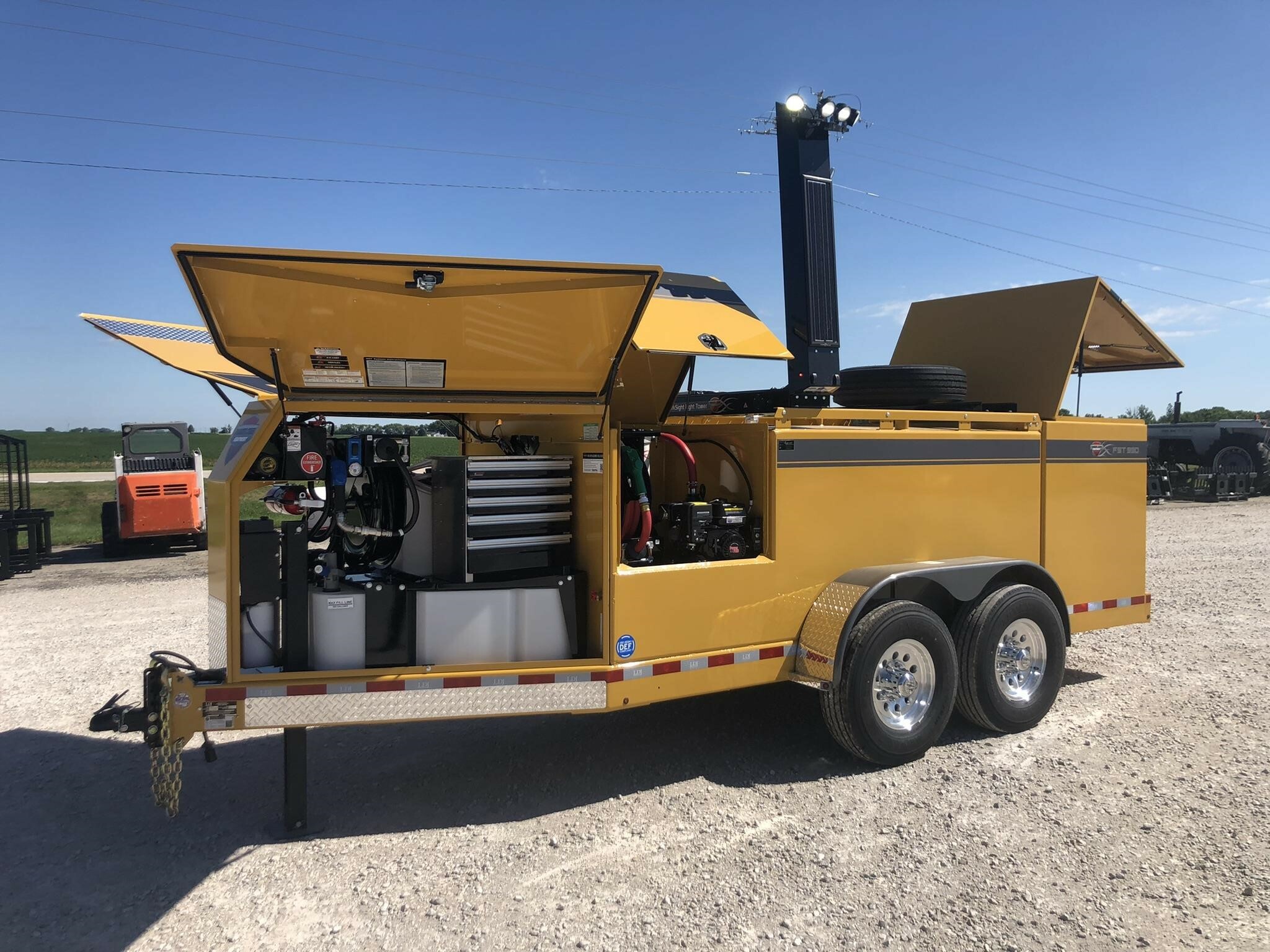 2026 Thunder Creek FST990 Fuel Trucks/Trailer