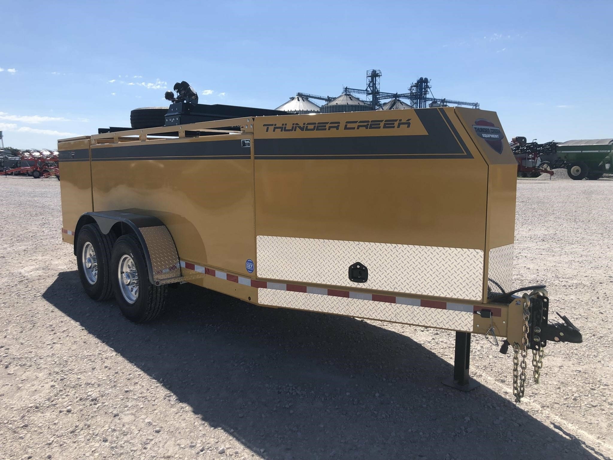 2026 Thunder Creek FST990 Fuel Trucks/Trailer