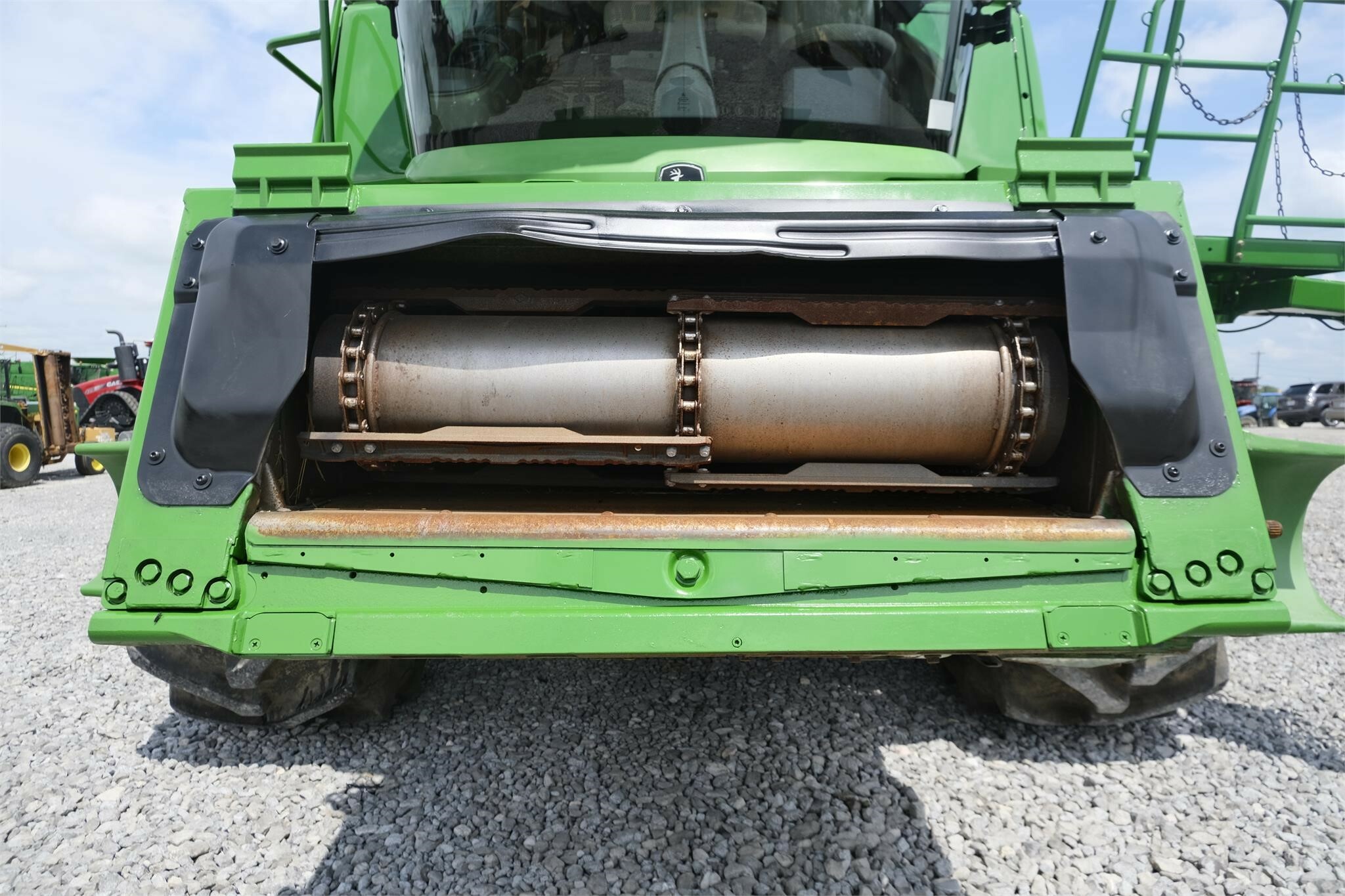 2012 John Deere S680 Combine