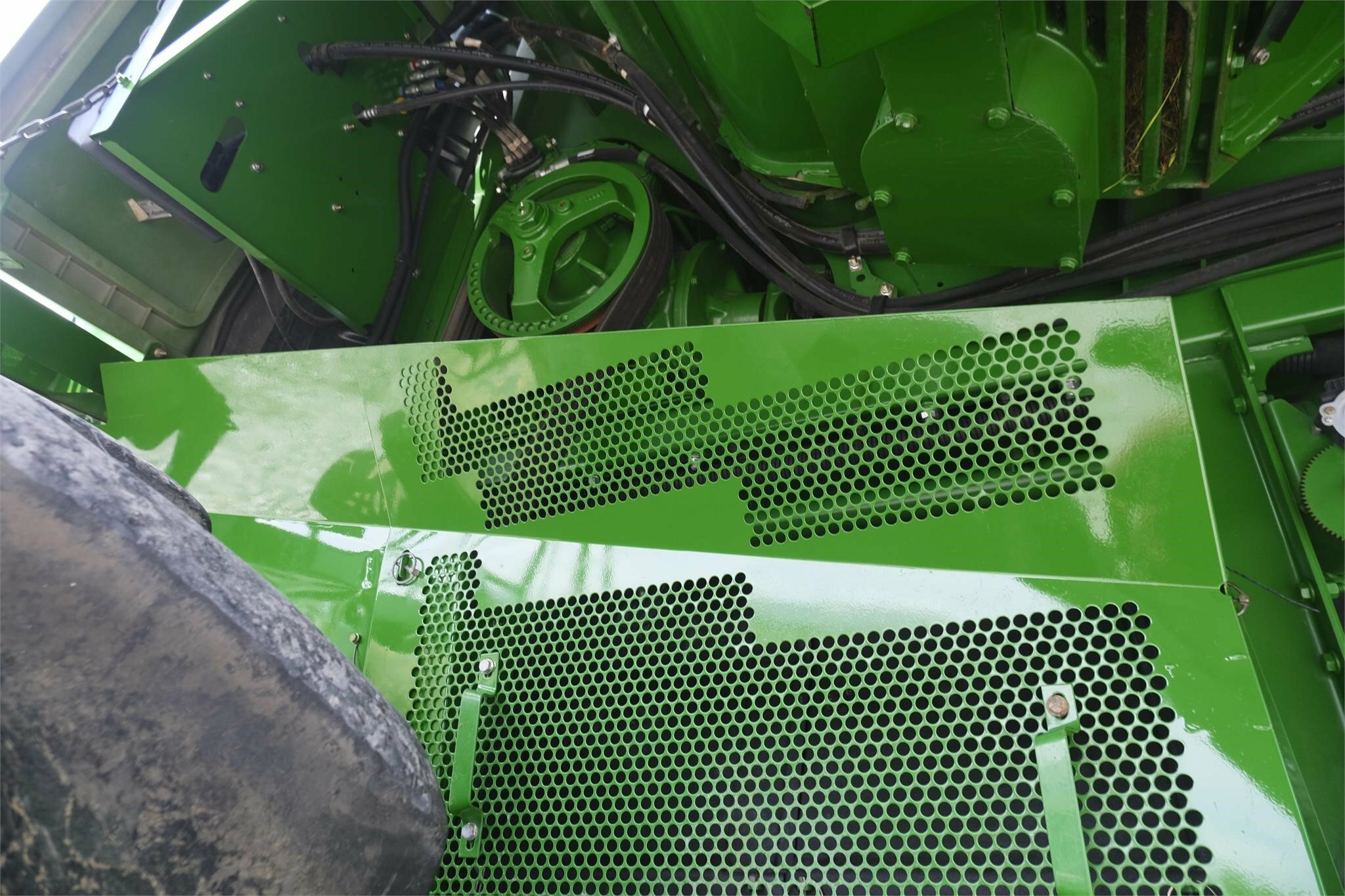 2012 John Deere S680 Combine