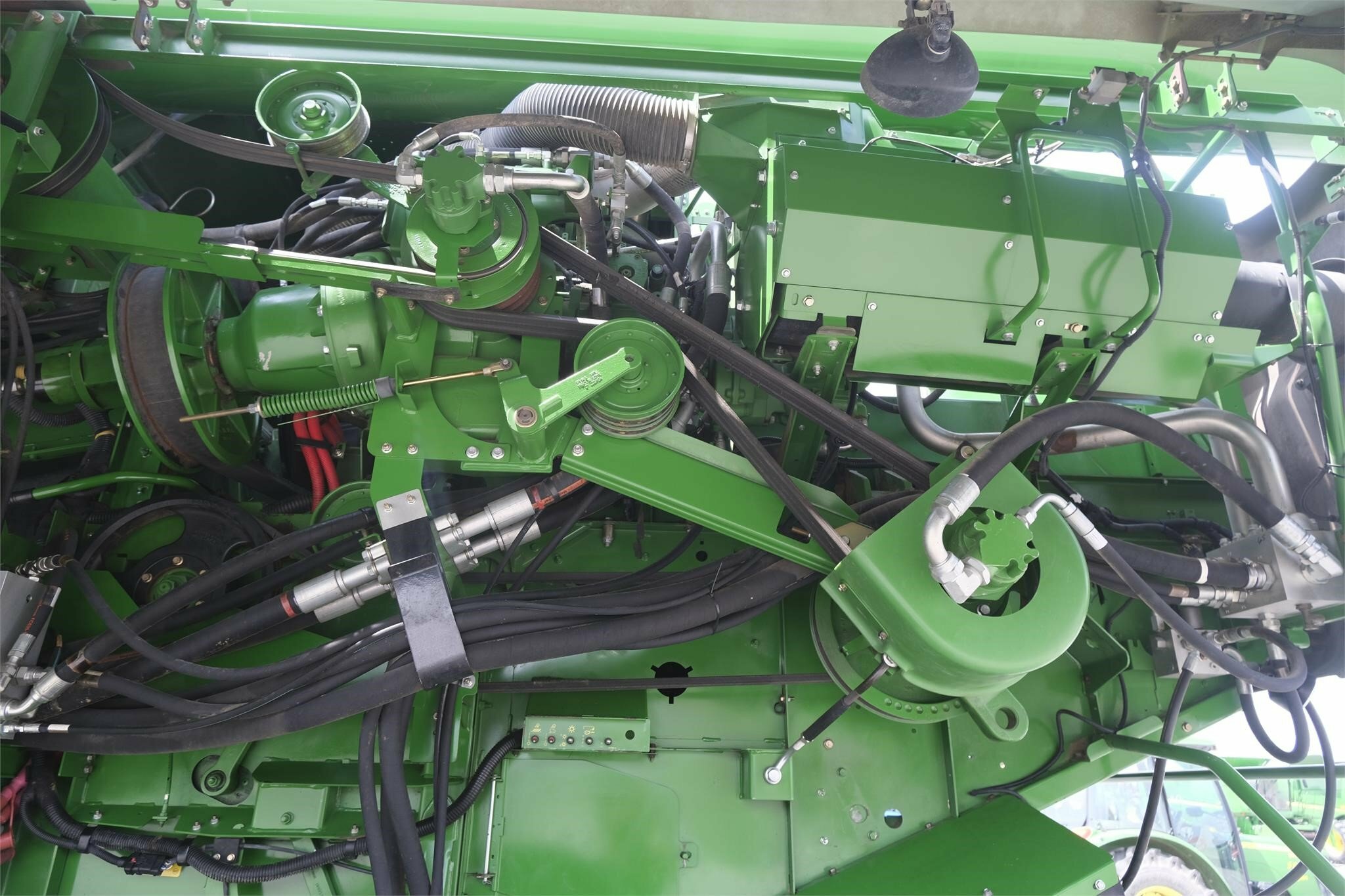 2012 John Deere S680 Combine