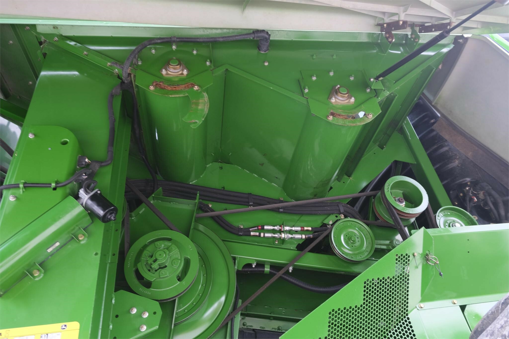 2012 John Deere S680 Combine