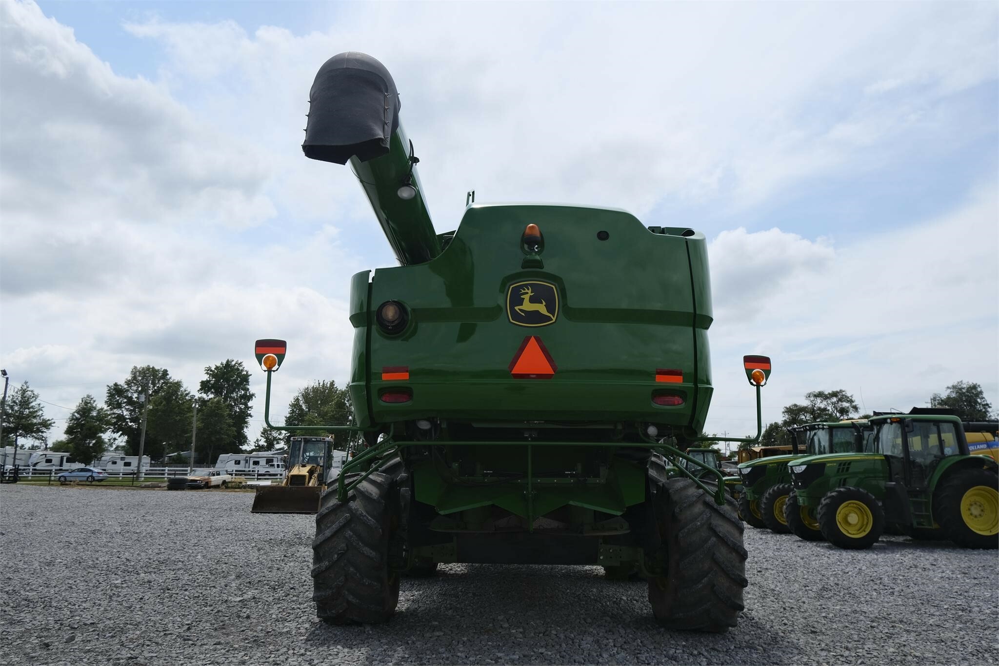 2012 John Deere S680 Combine