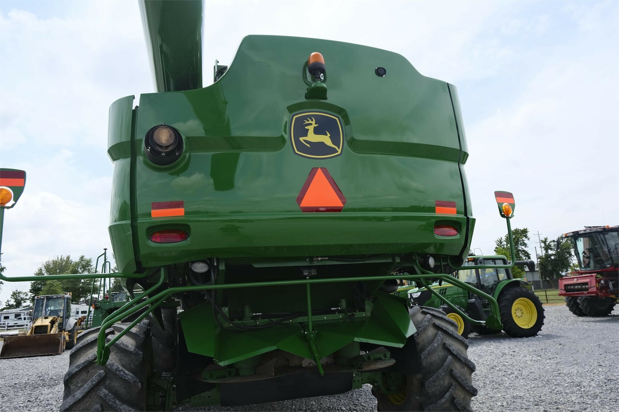 2012 John Deere S680 Combine