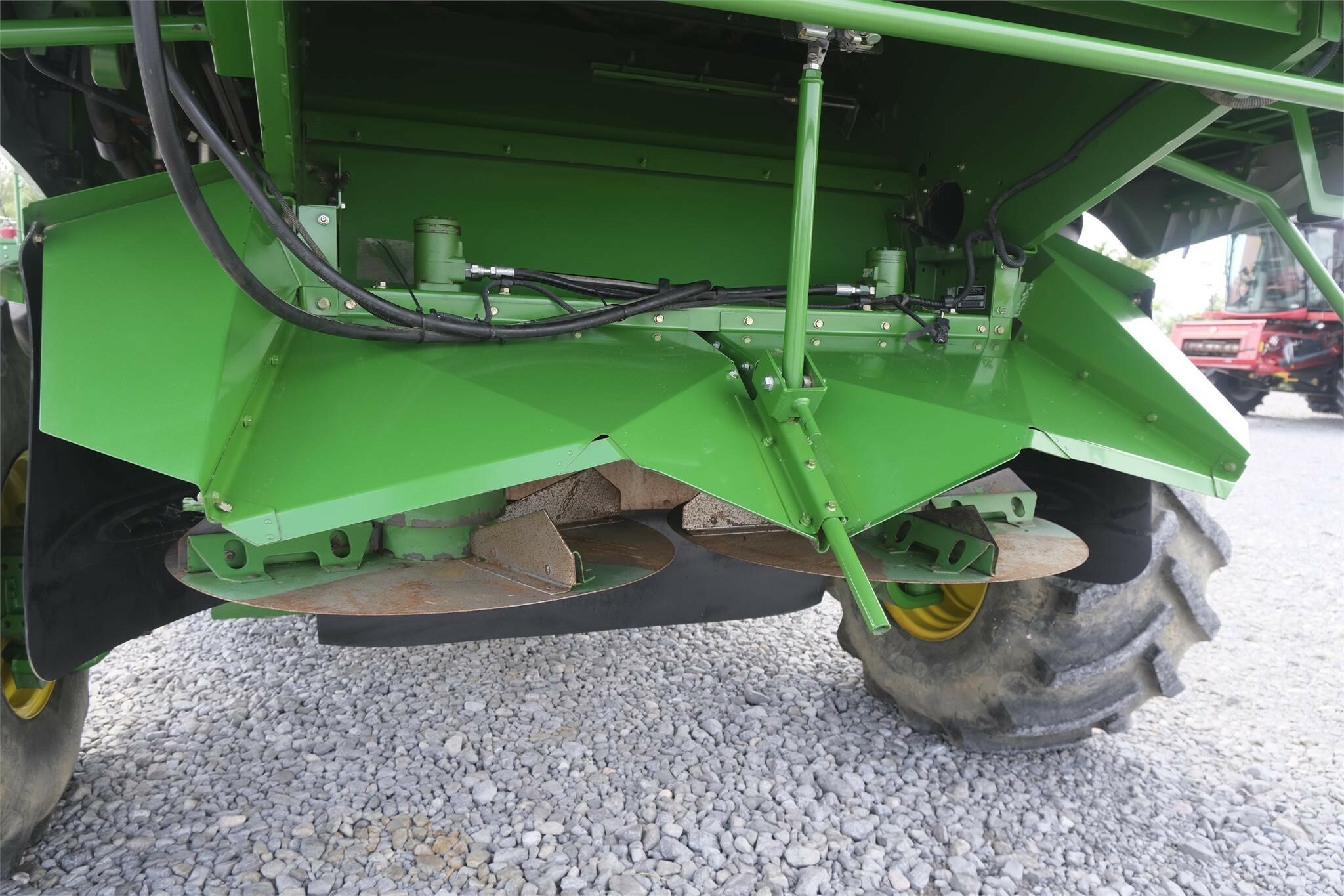 2012 John Deere S680 Combine