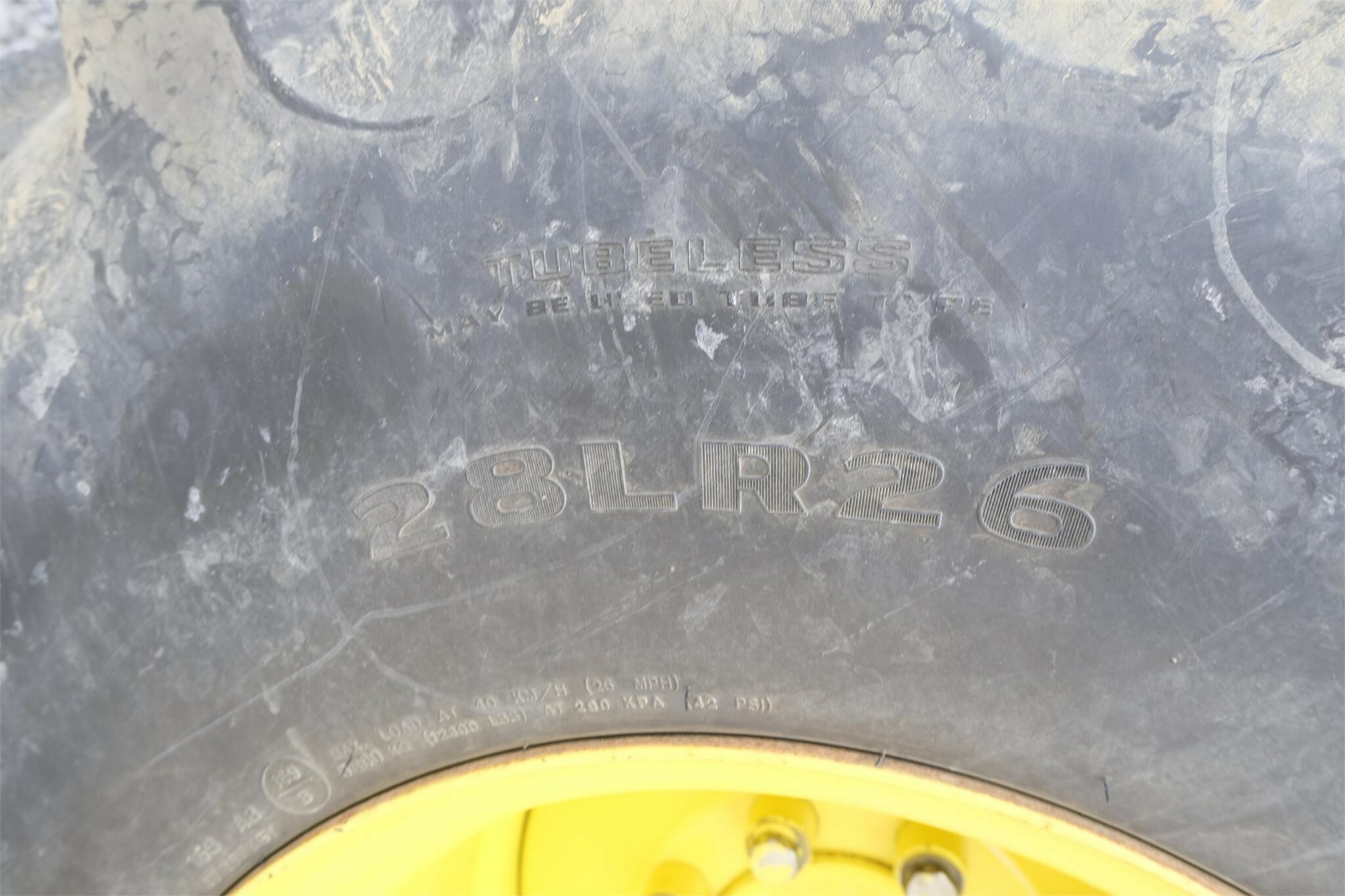 2012 John Deere S680 Combine