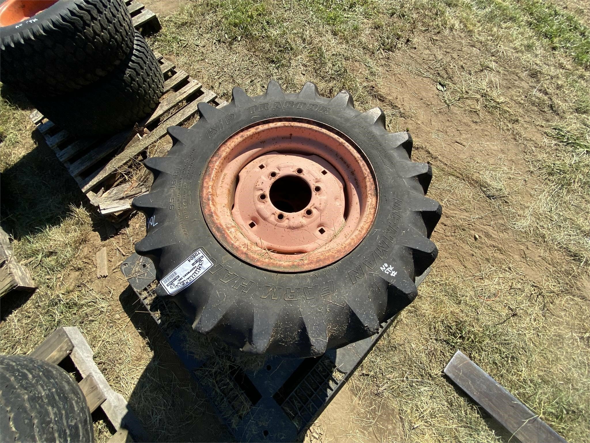 Denman 9.516R1 Wheels / Tires / Track Call Machinery Pete