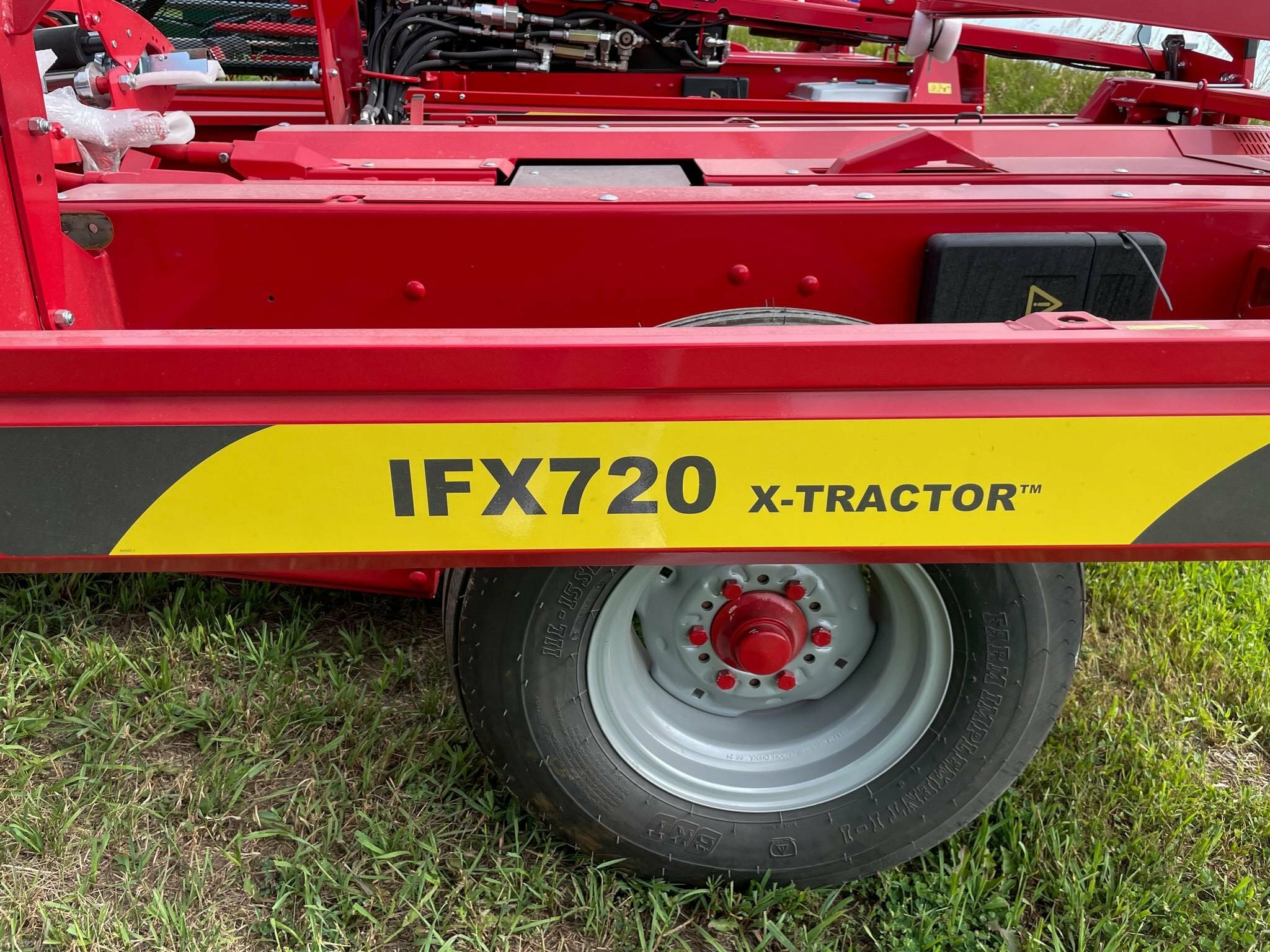 2026 Anderson IFX720 Bale Wrapper