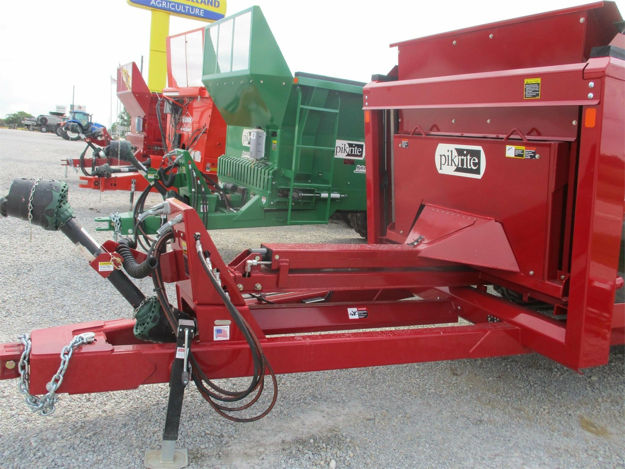 2023 Pik Rite HYDRARAM HR550 Manure Spreader Call Machinery Pete