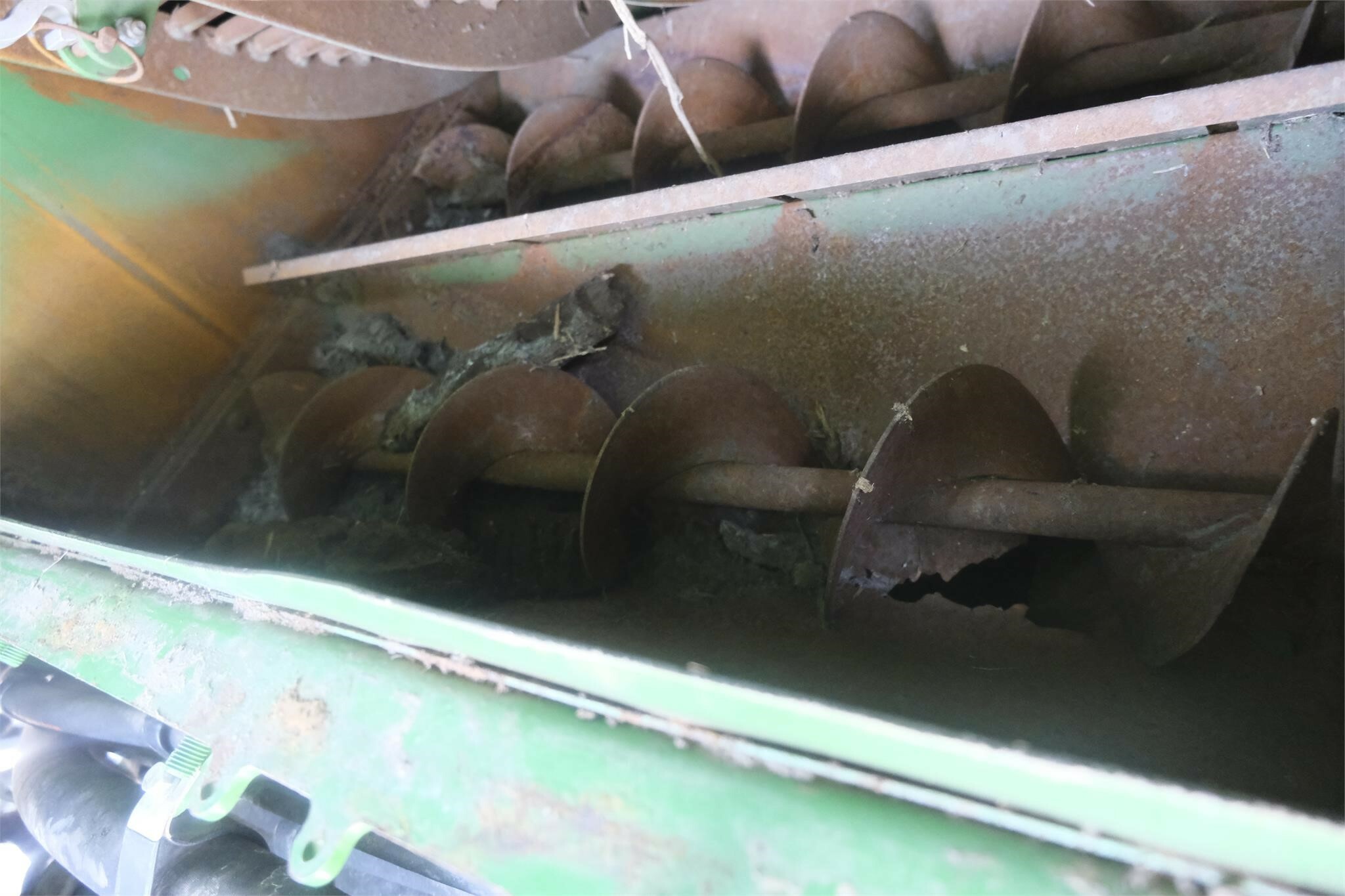 2013 John Deere S680 Combine