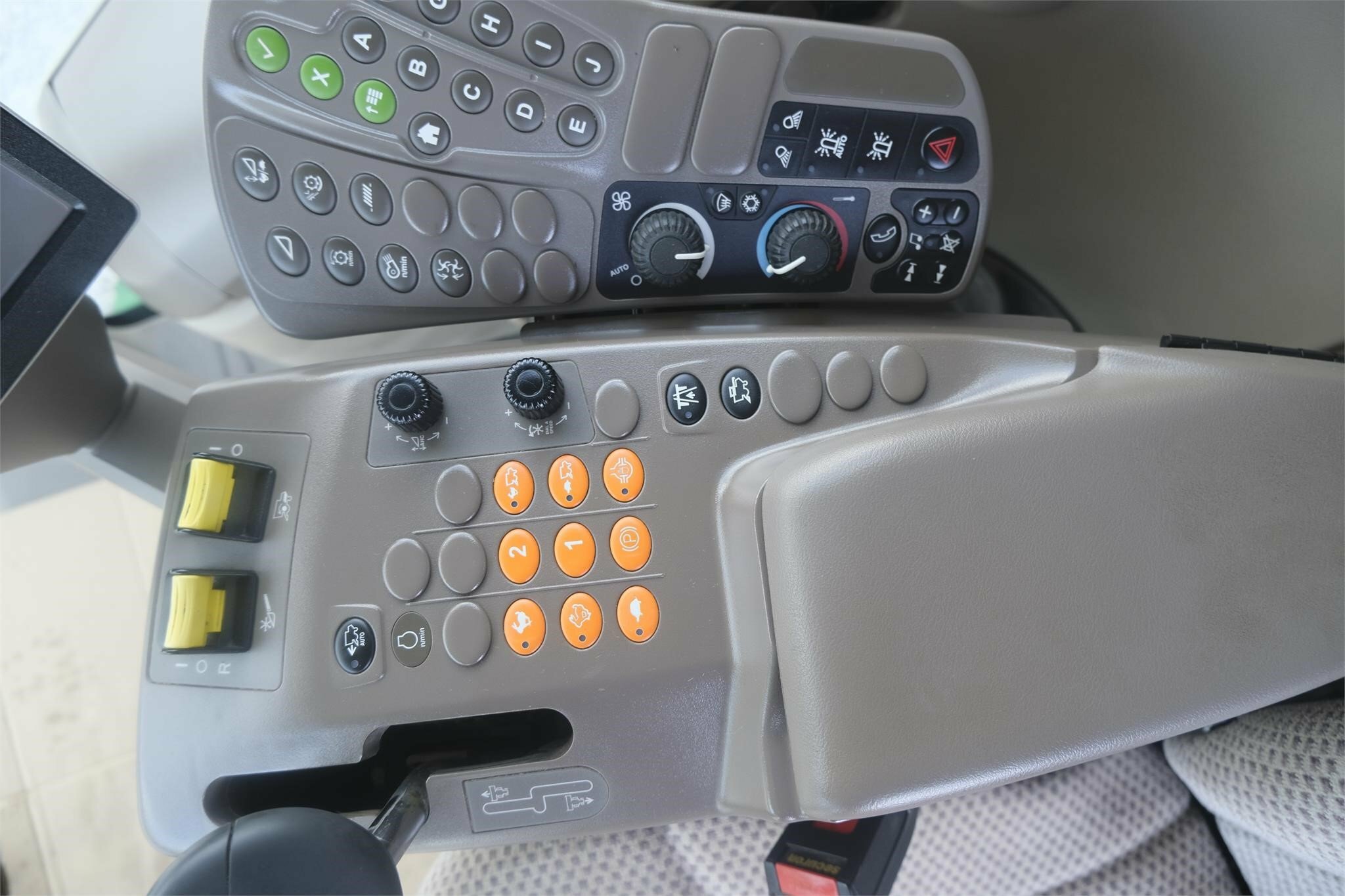 2013 John Deere S680 Combine