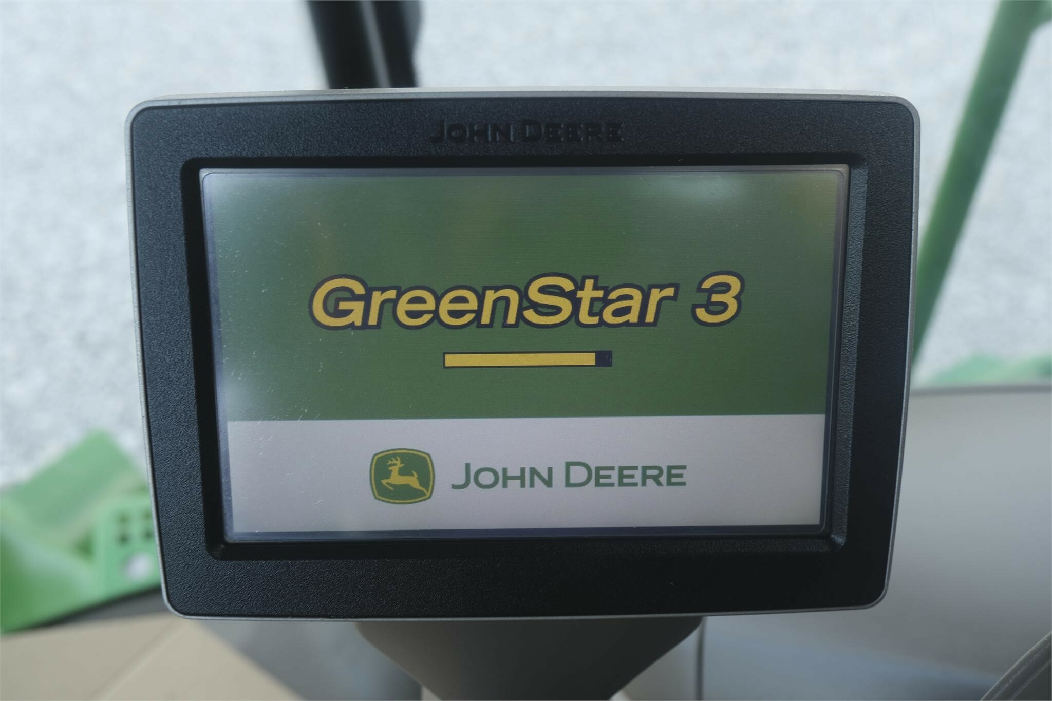 2013 John Deere S680 Combine