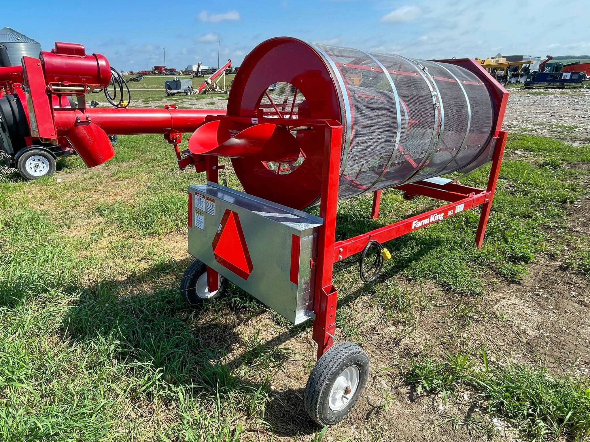 2026 Farm King 362 Grain Cleaner
