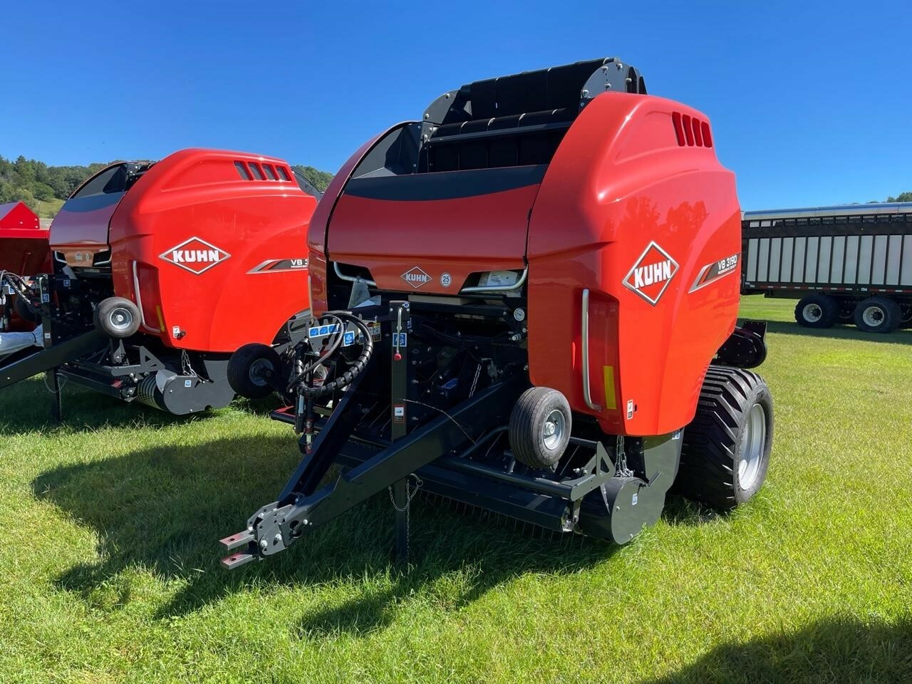 2022 Kuhn VB3160 Round Baler Call Machinery Pete