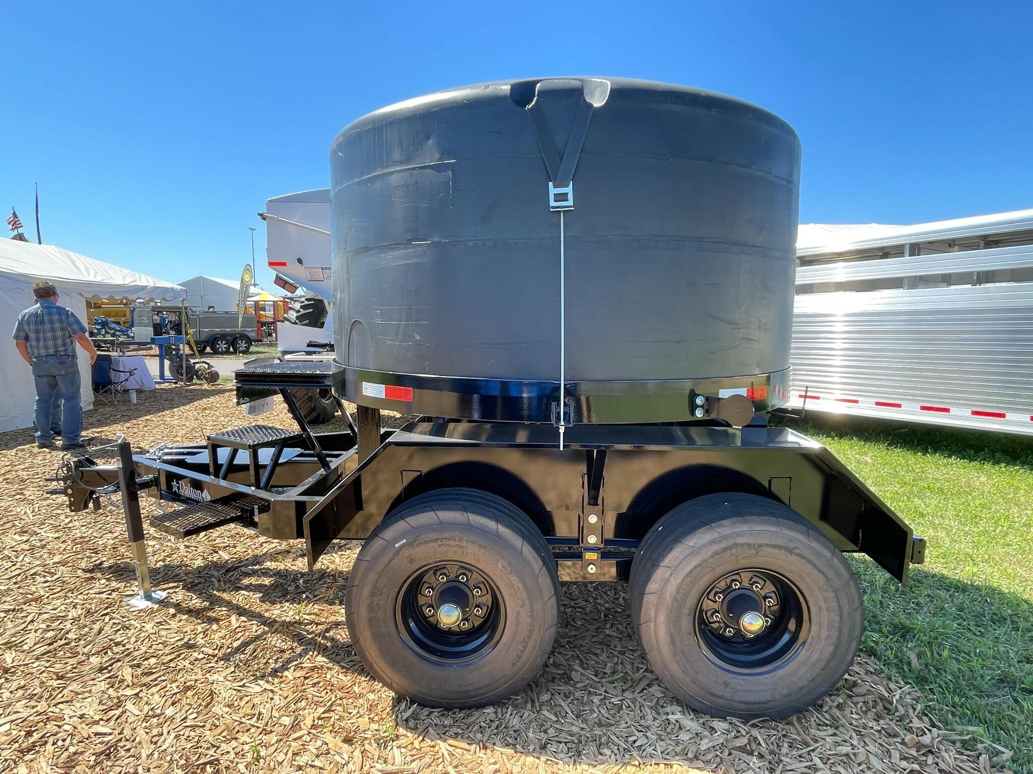 2025 Dalton Ag Products MC SINGLE Tank