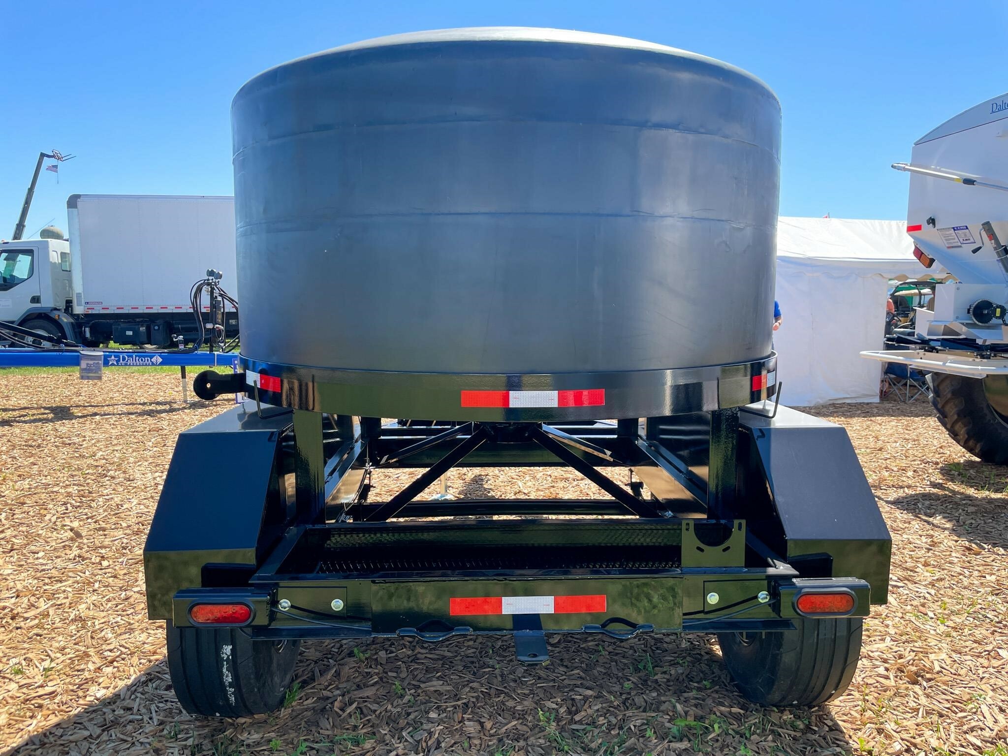 2025 Dalton Ag Products MC SINGLE Tank