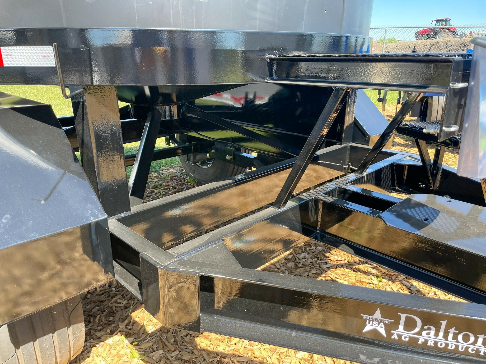 2025 Dalton Ag Products MC SINGLE Tank