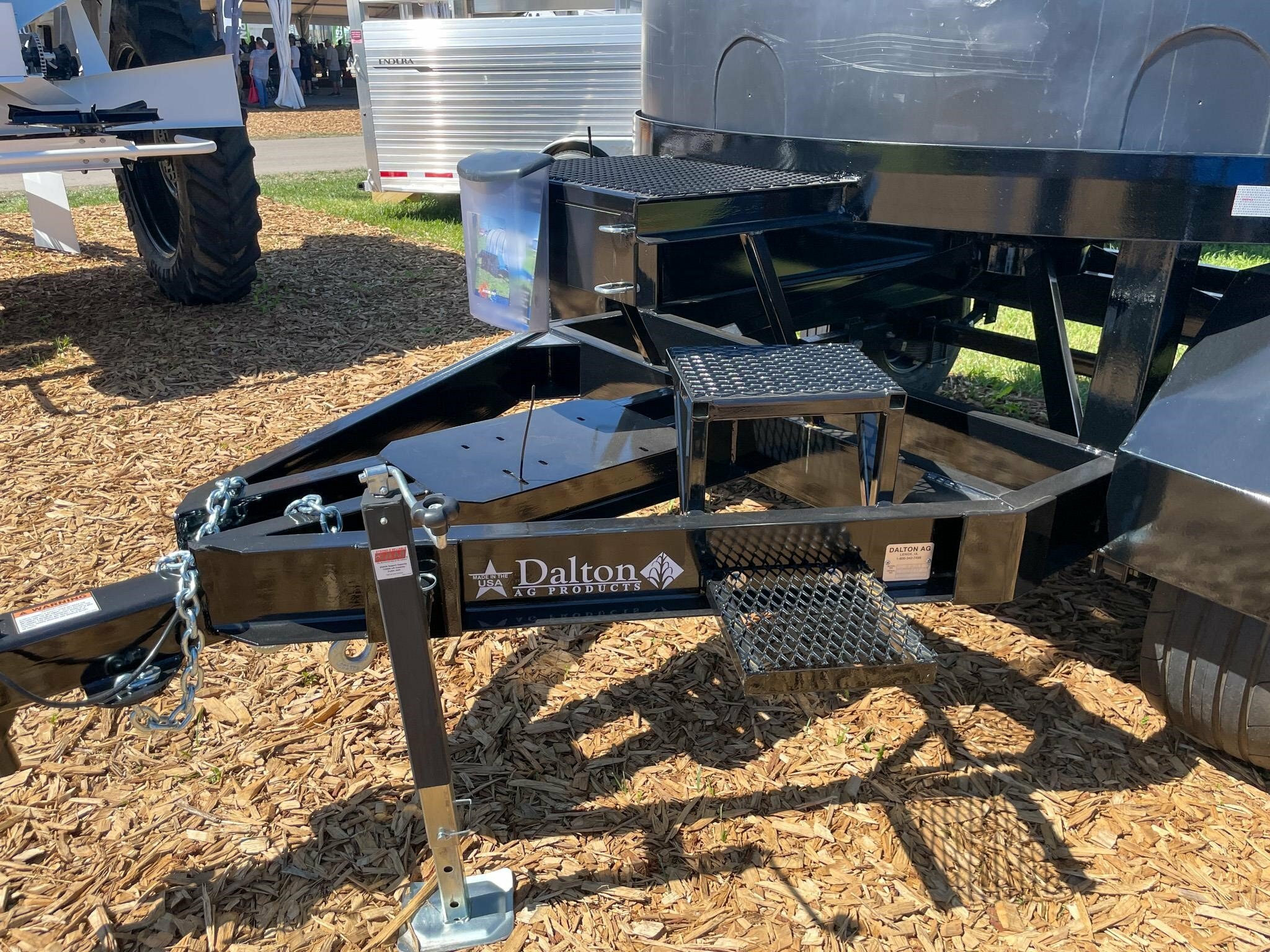 2025 Dalton Ag Products MC SINGLE Tank