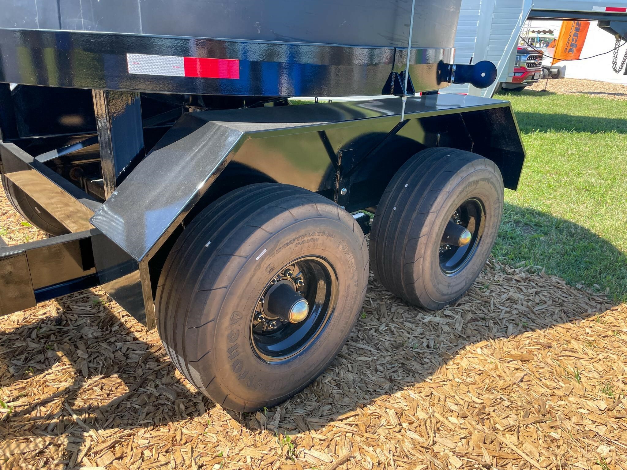 2025 Dalton Ag Products MC SINGLE Tank