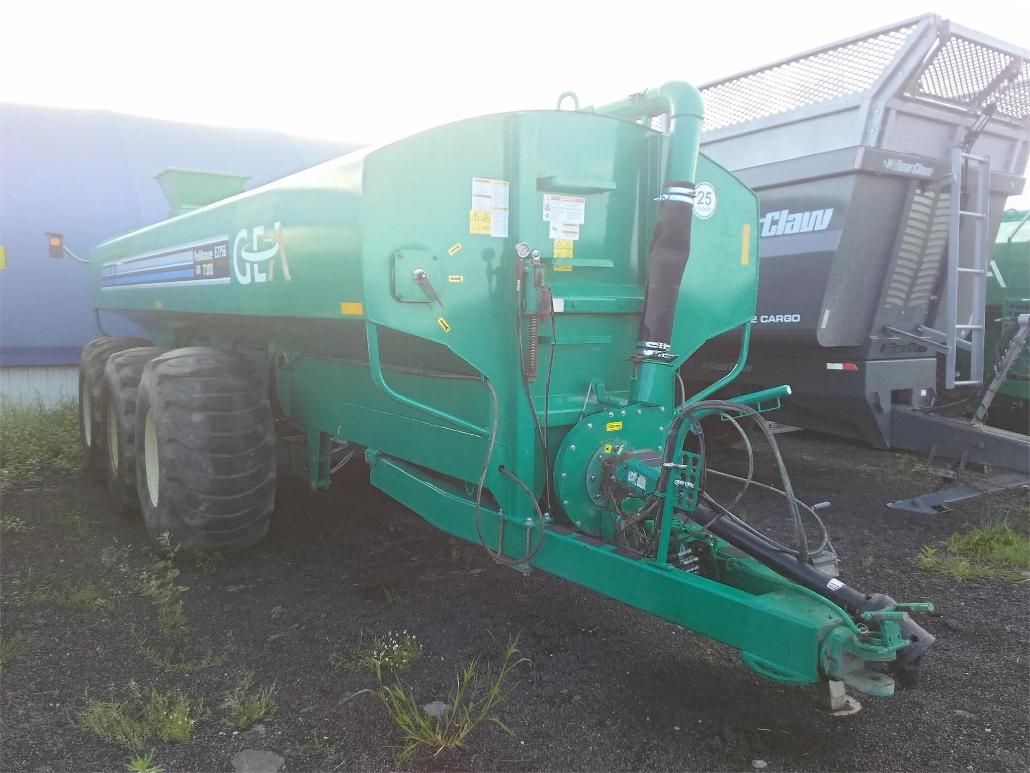 2022 Houle EL48-6D6100 Manure Spreader
