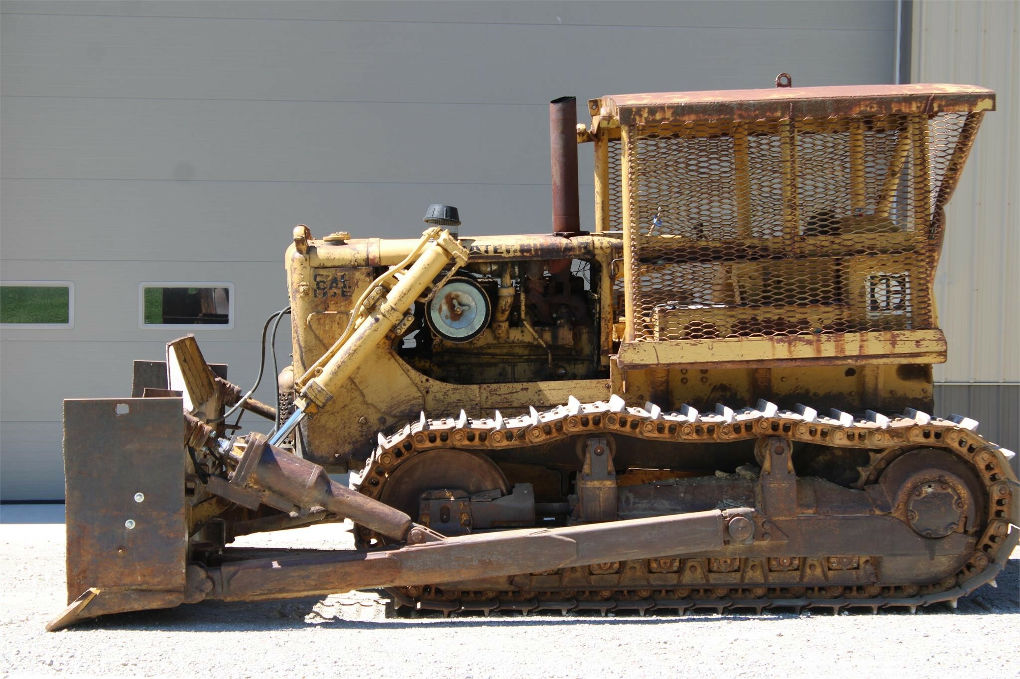 Caterpillar D7E Dozer 17,500 Machinery Pete