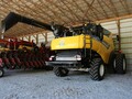 2020 New Holland CR8.90 Combine