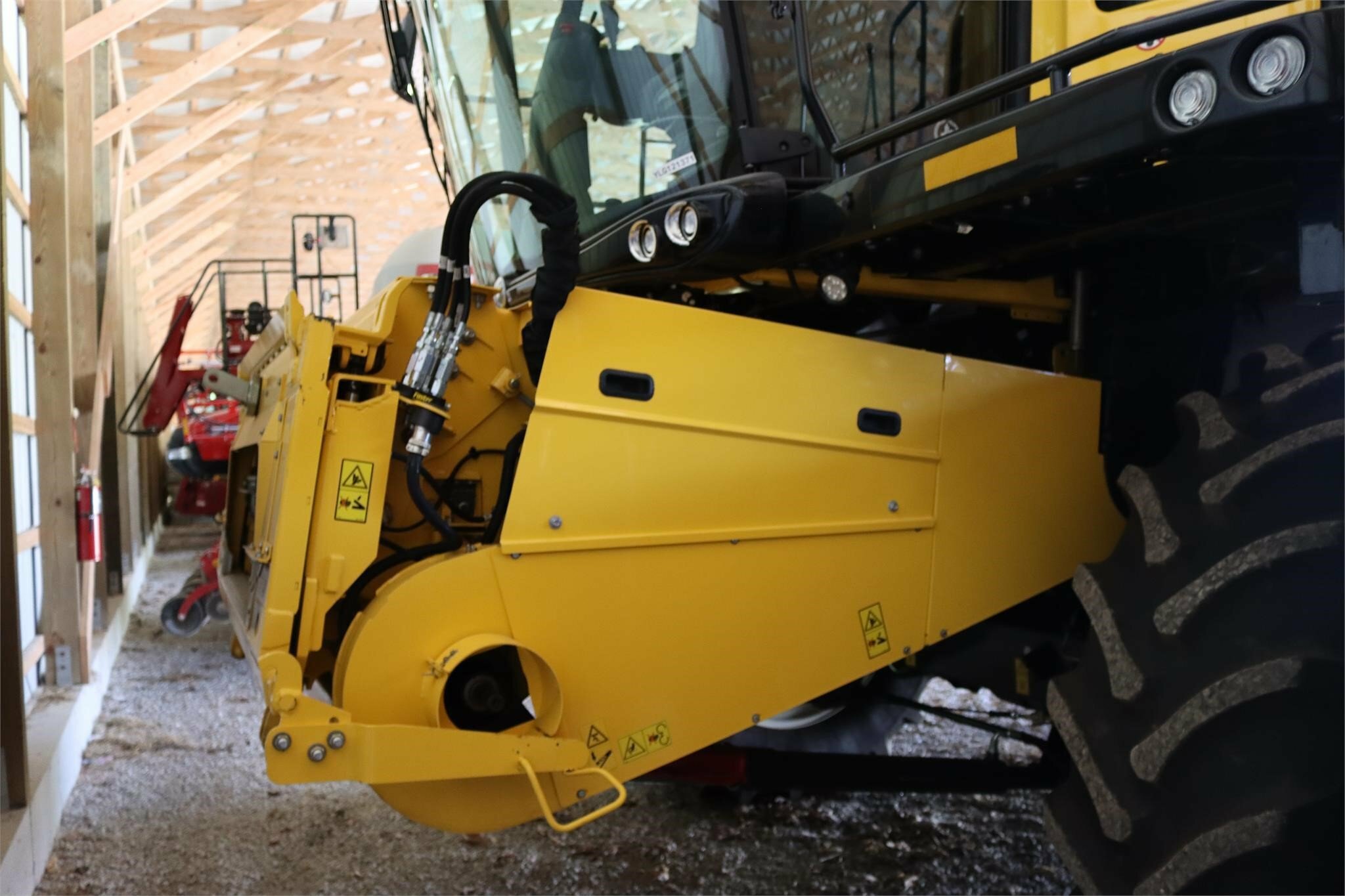 2020 New Holland CR8.90 Combine