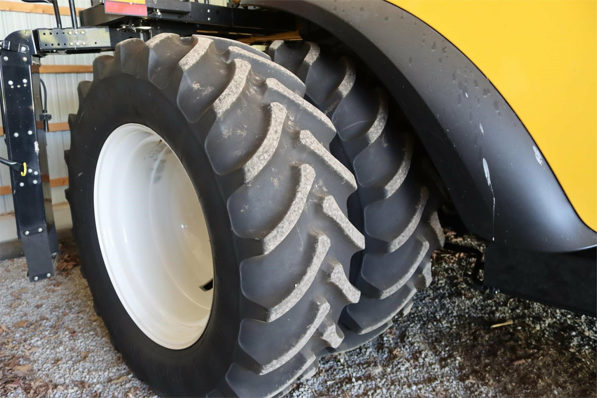 2020 New Holland CR8.90 Combine