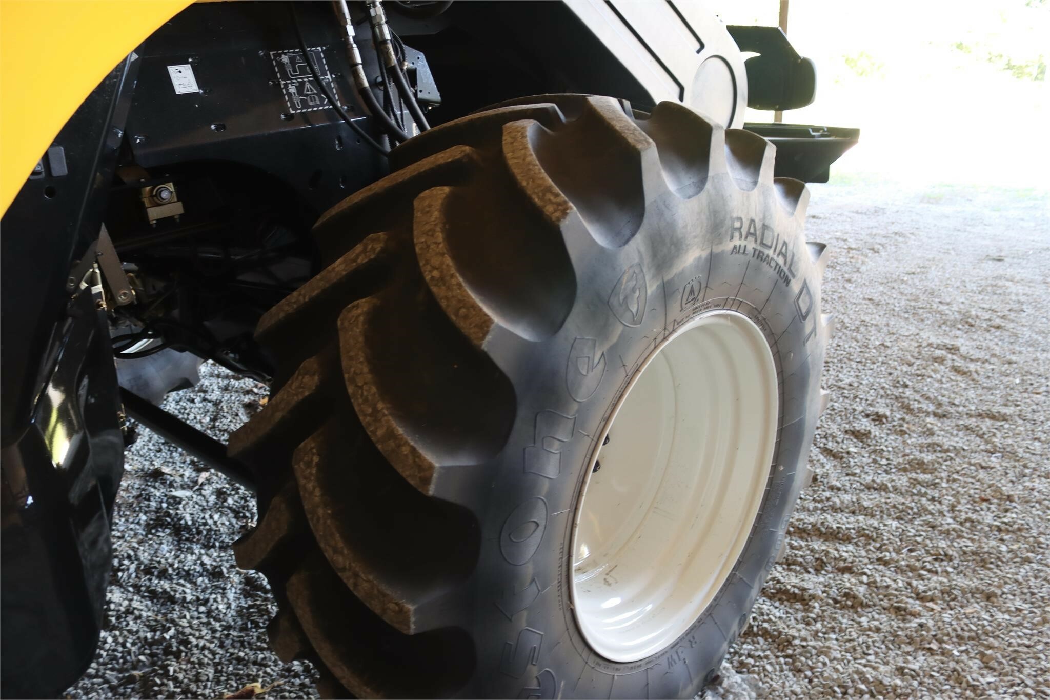 2020 New Holland CR8.90 Combine