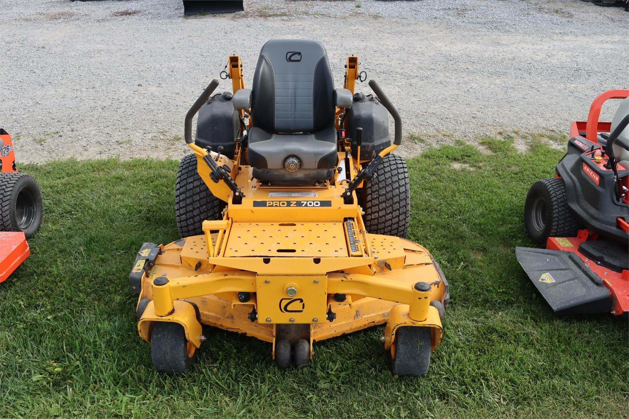 2016 Cub Cadet PRO Z 760L KW Lawn Mower