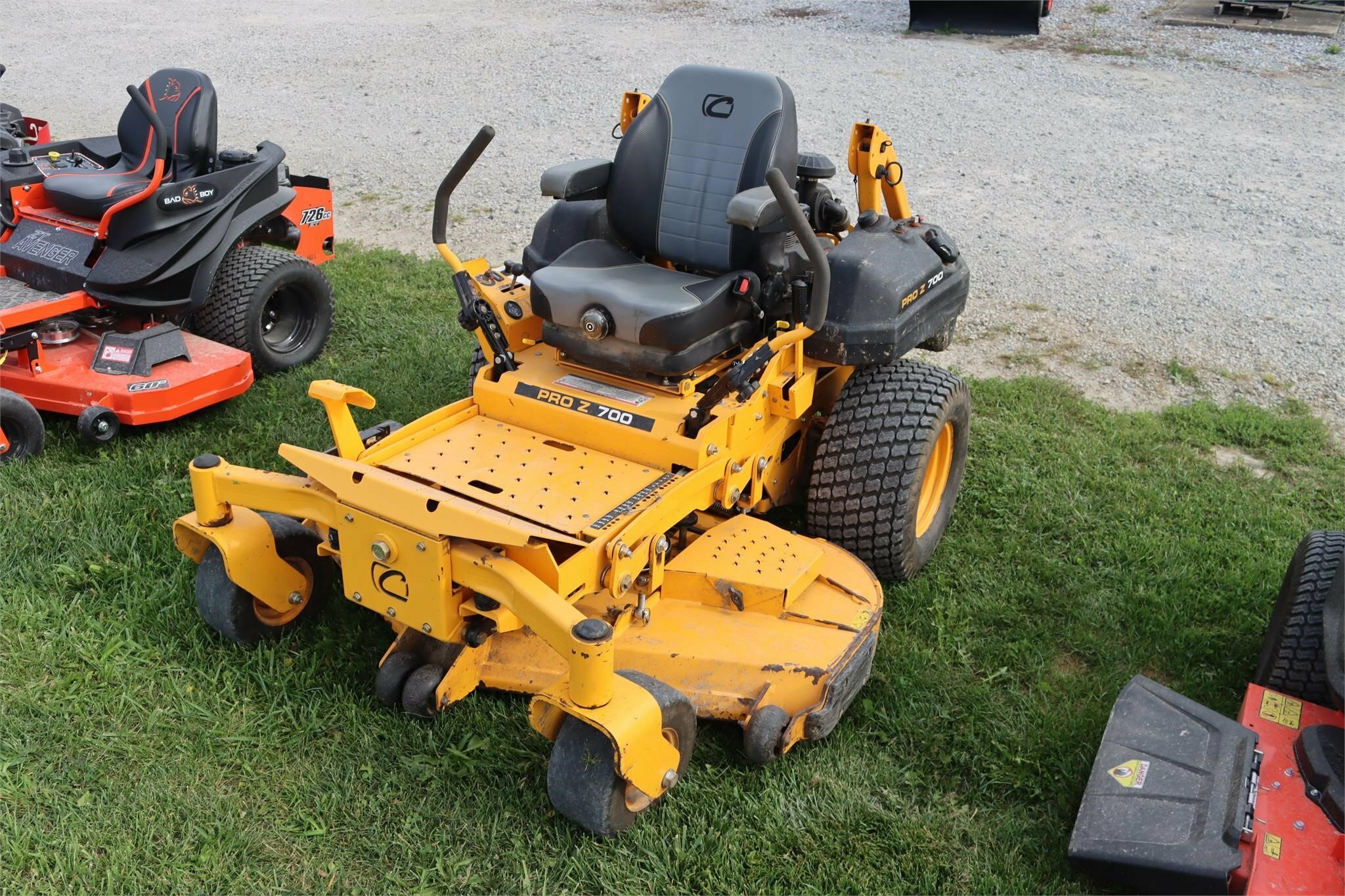 2016 Cub Cadet PRO Z 760L KW Lawn Mower
