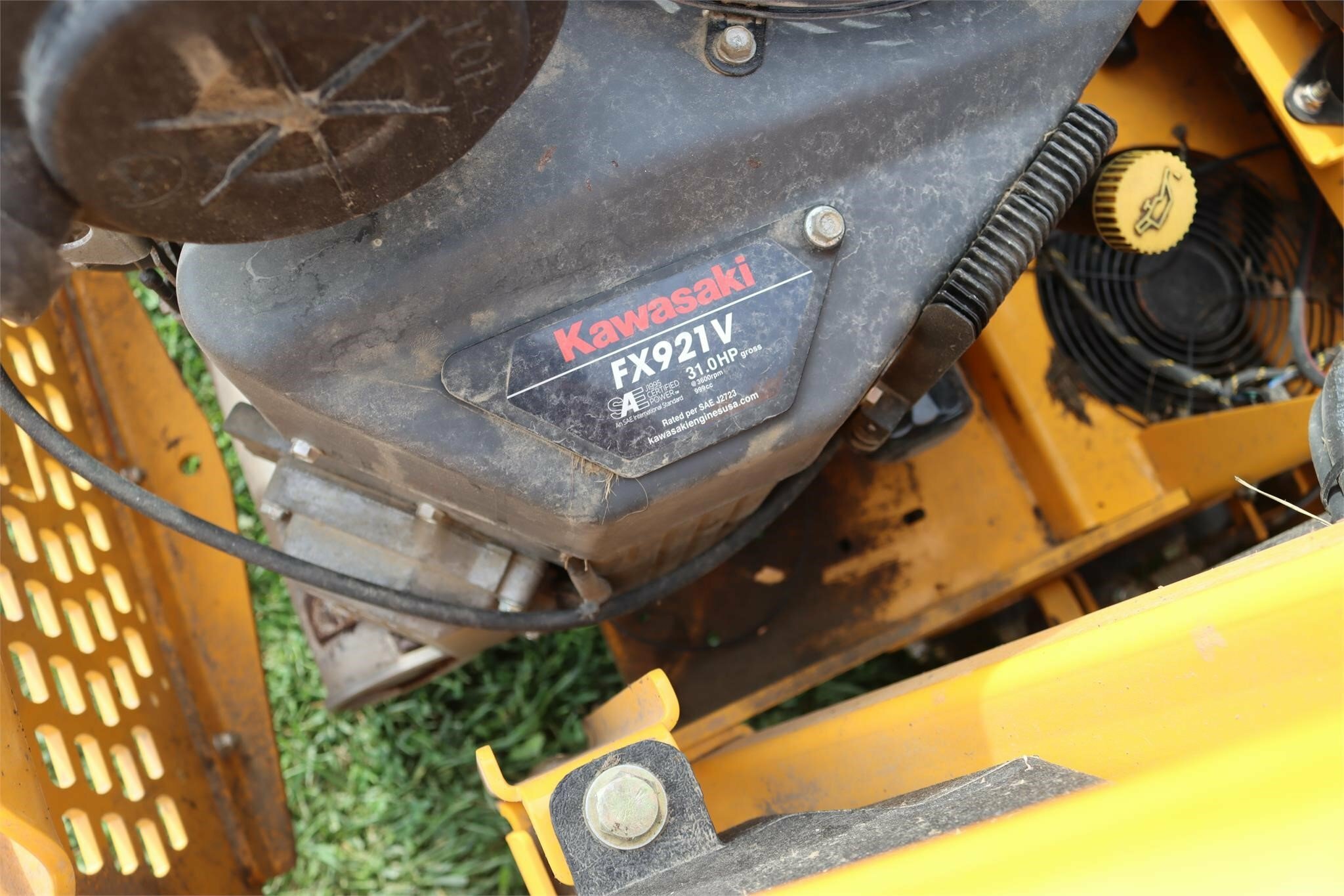 2016 Cub Cadet PRO Z 760L KW Lawn Mower