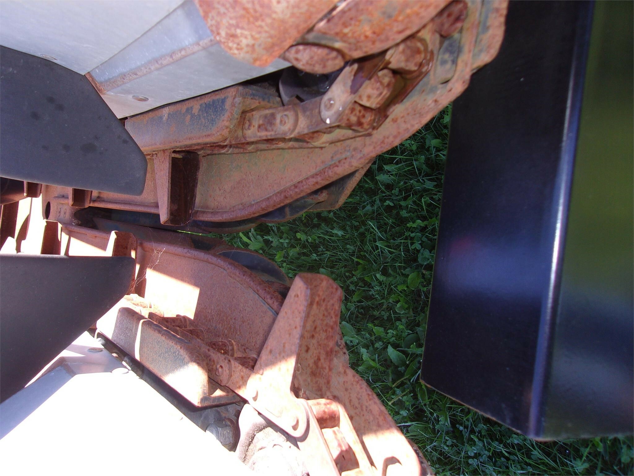  Gleaner R830 Corn Head