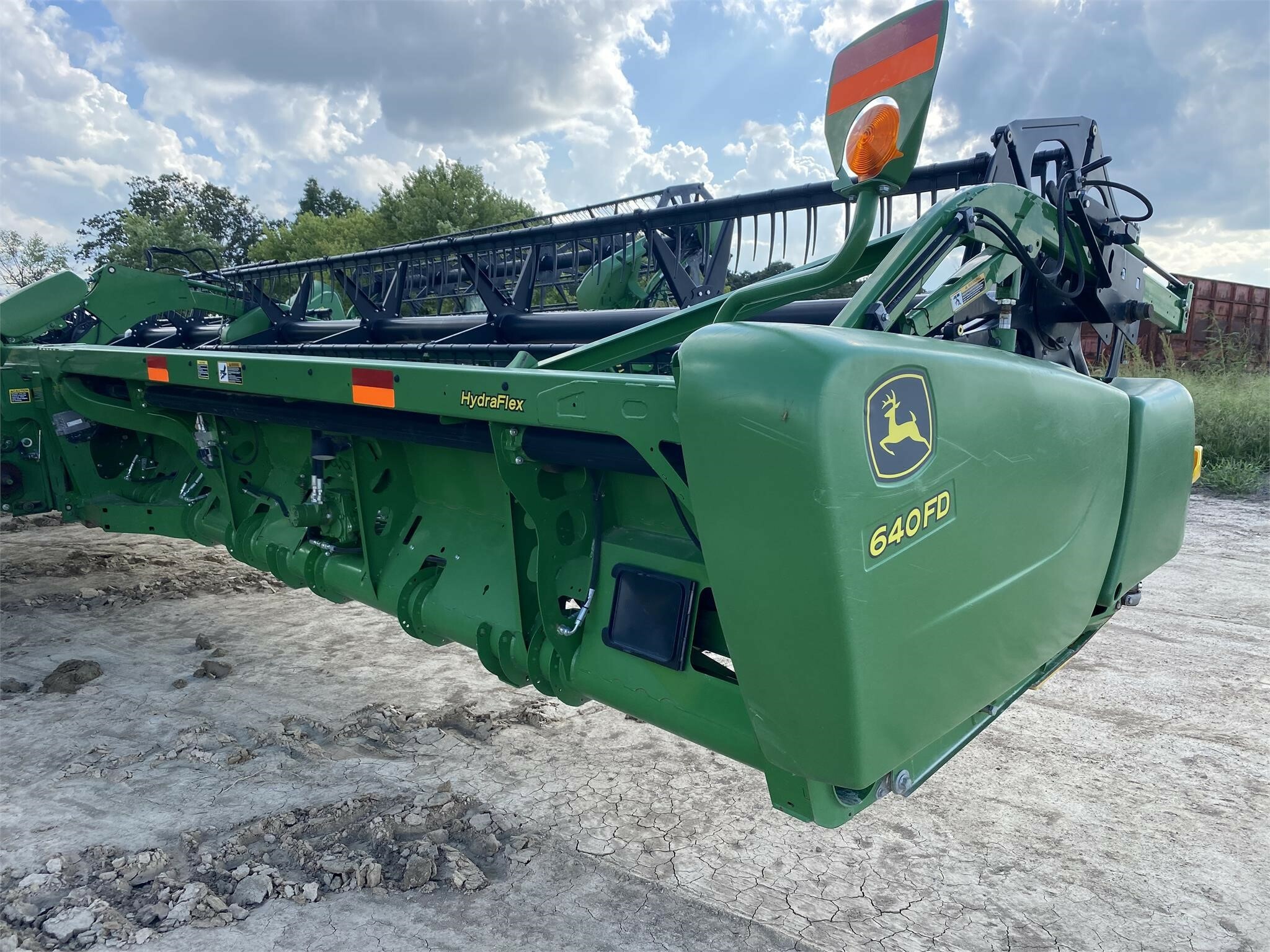 2014 John Deere 640FD Platform